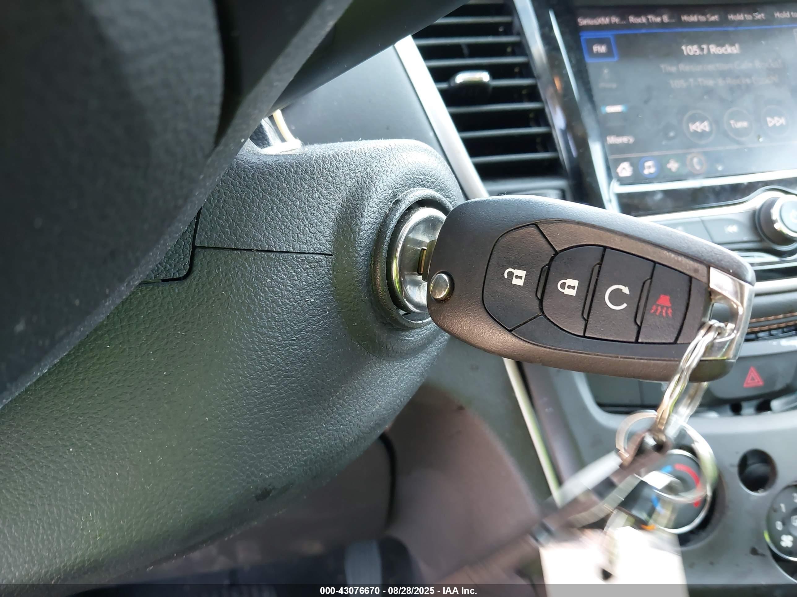CHEVROLET TRAX image 11
