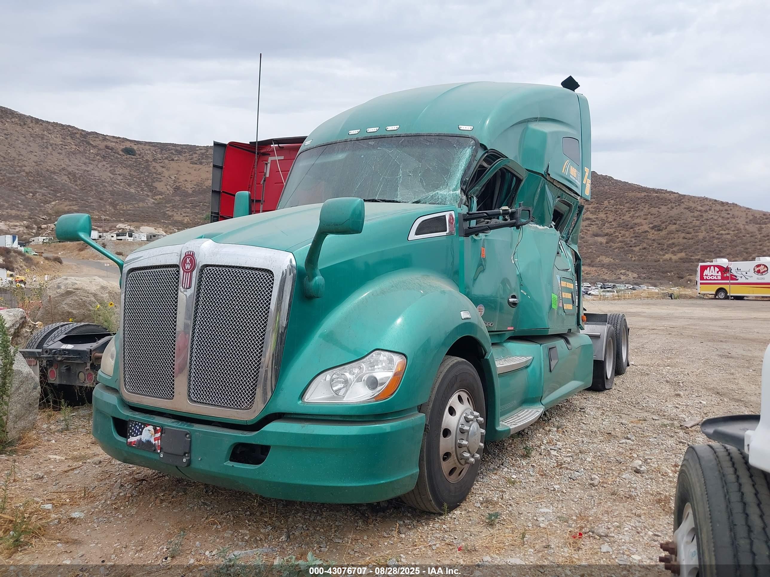 KENWORTH T680 image 2