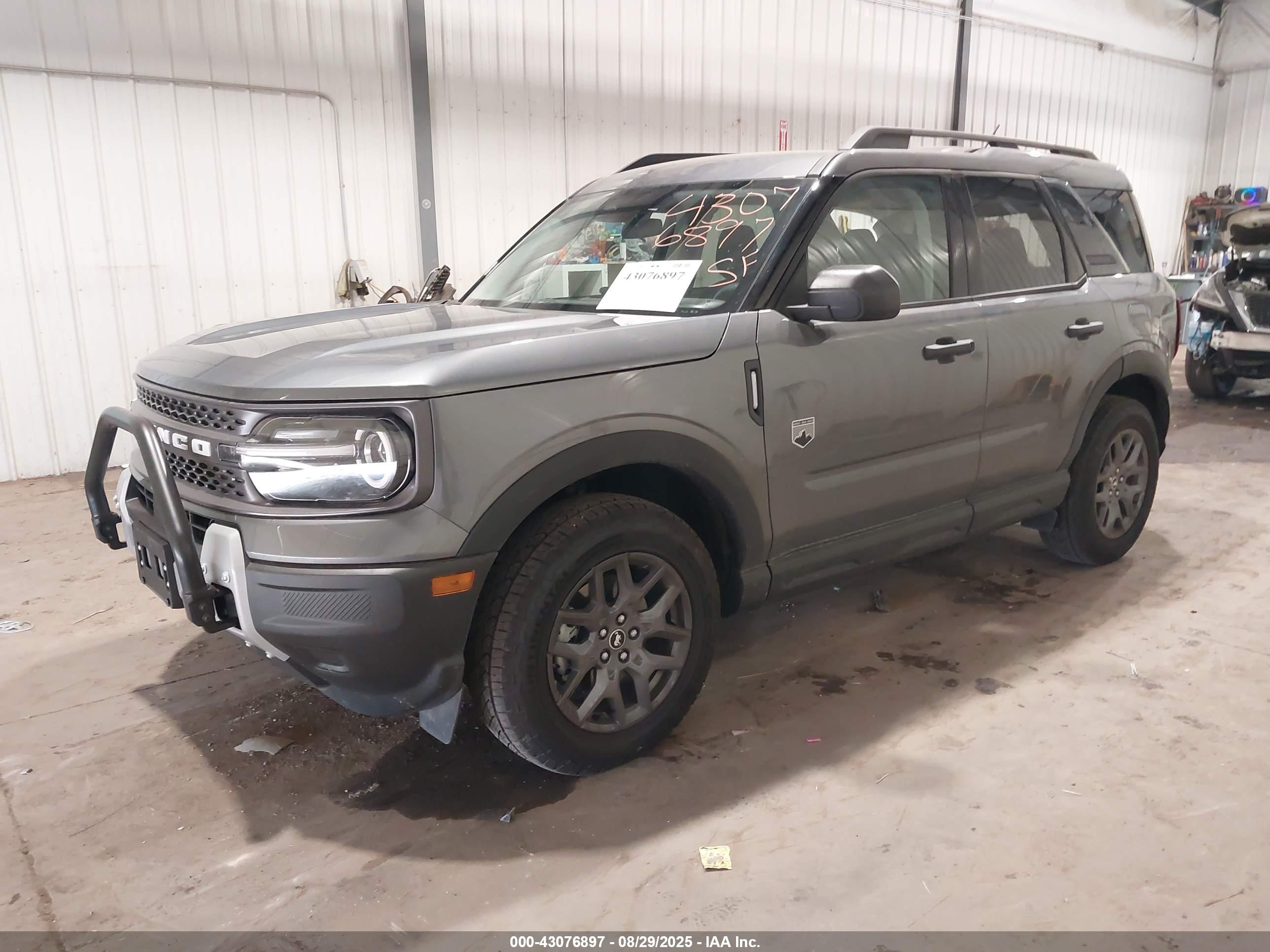 FORD BRONCO image 2