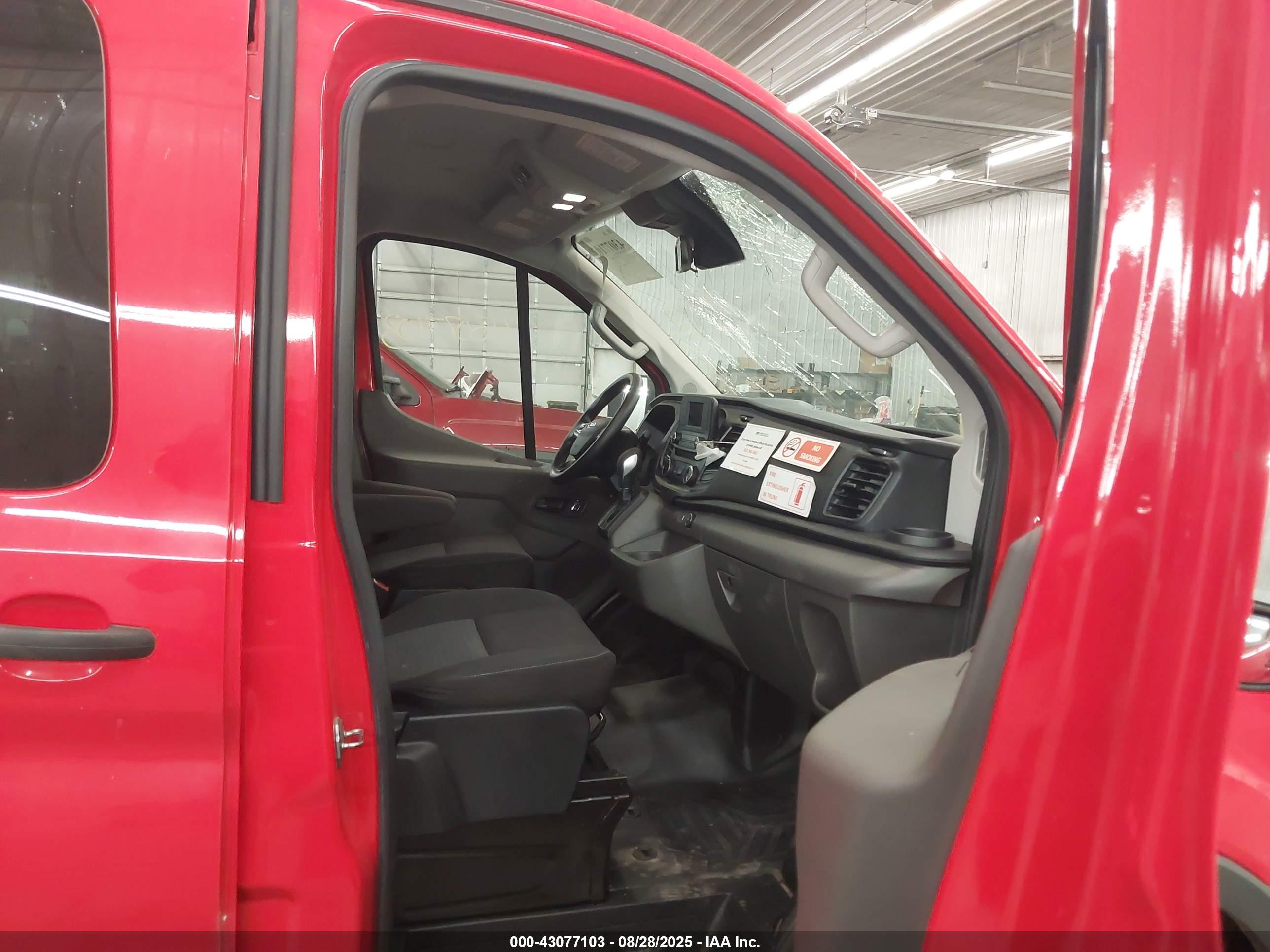FORD TRANSIT-350 image 5