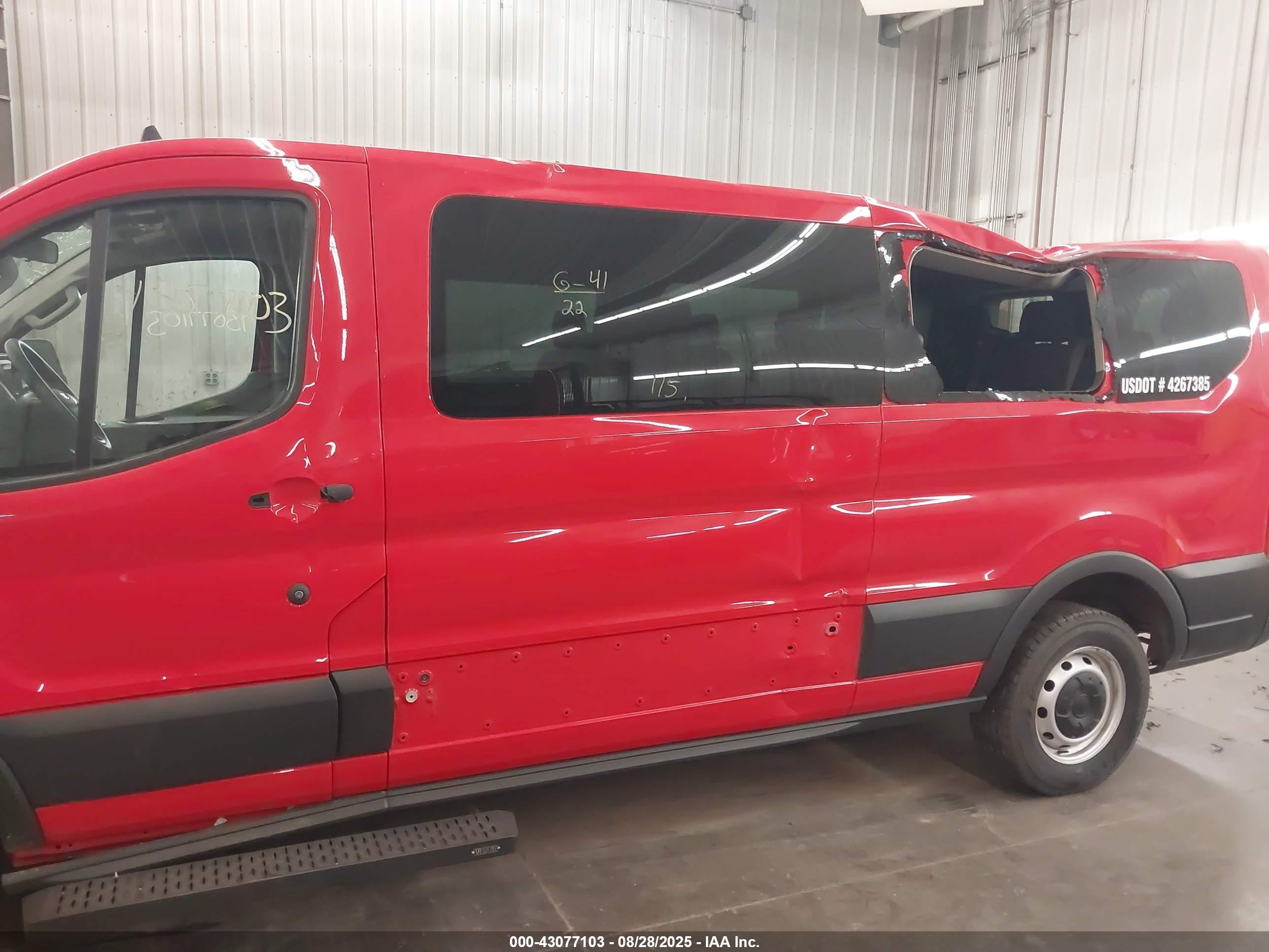 FORD TRANSIT-350 image 6