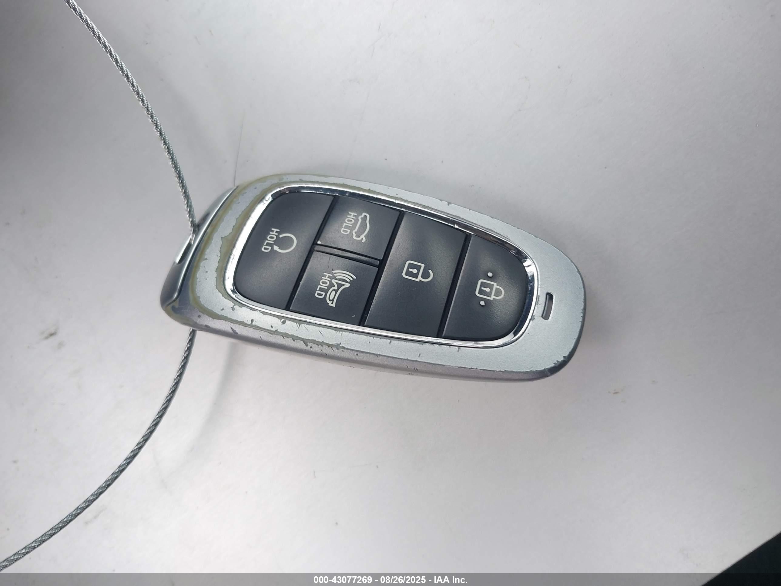 HYUNDAI SONATA image 11