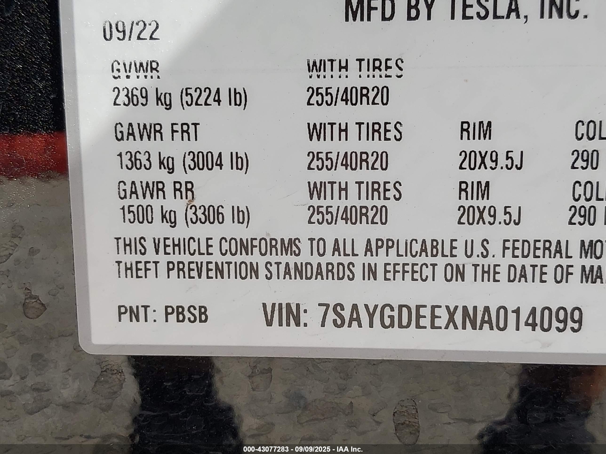 TESLA MODEL image 9