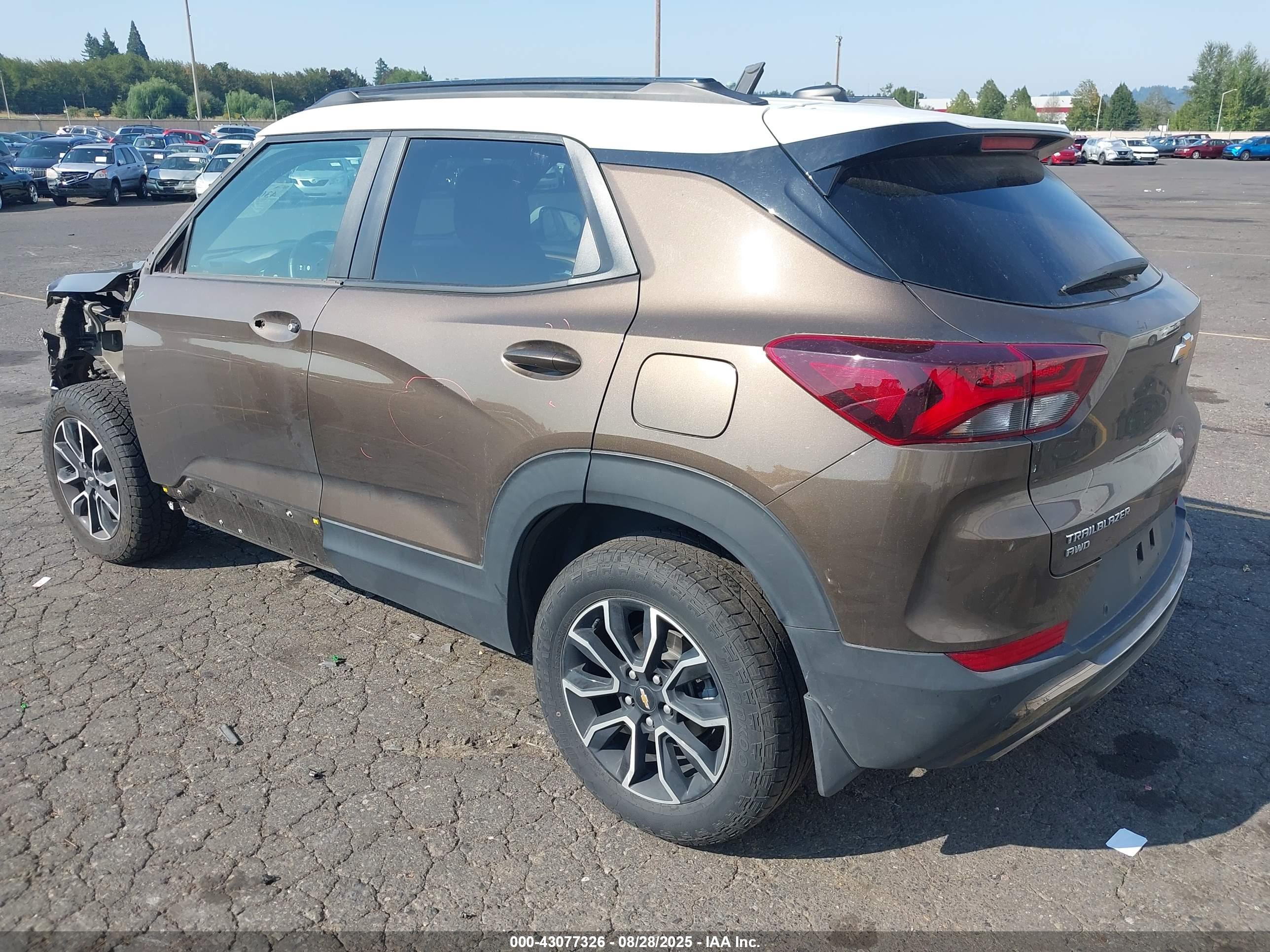 CHEVROLET TRAILBLAZER image 3