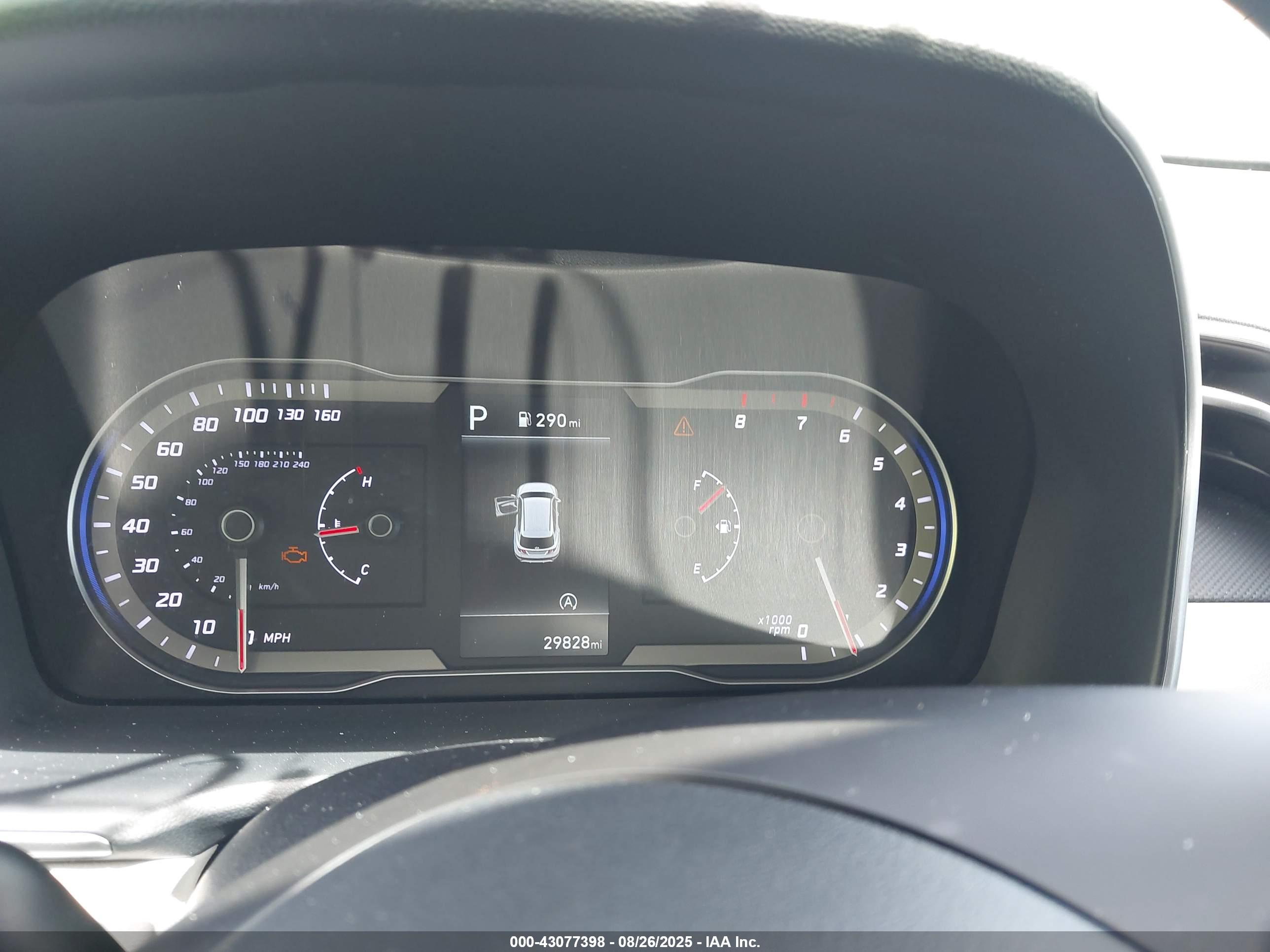 HYUNDAI TUCSON image 7