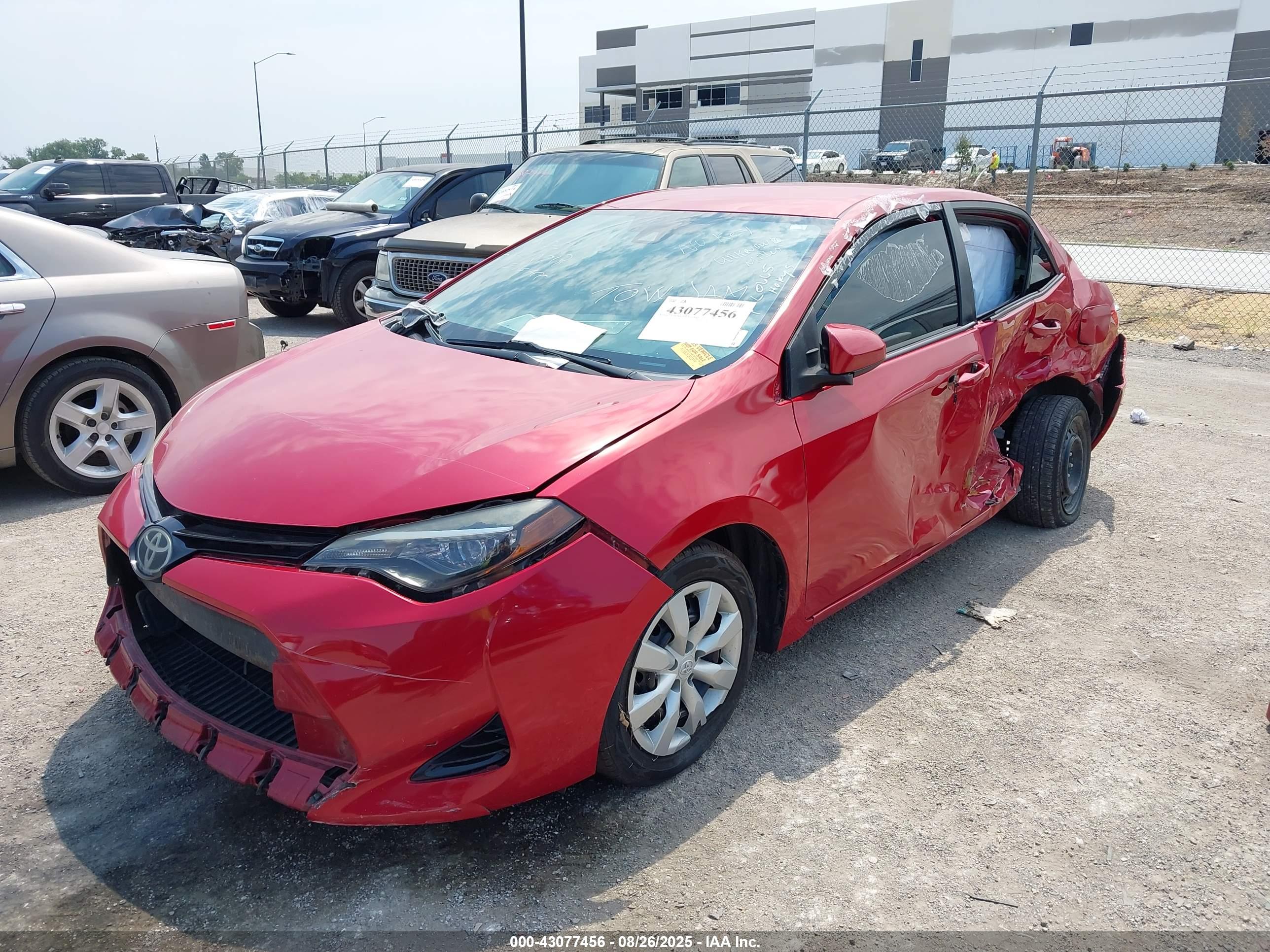 TOYOTA COROLLA image 2