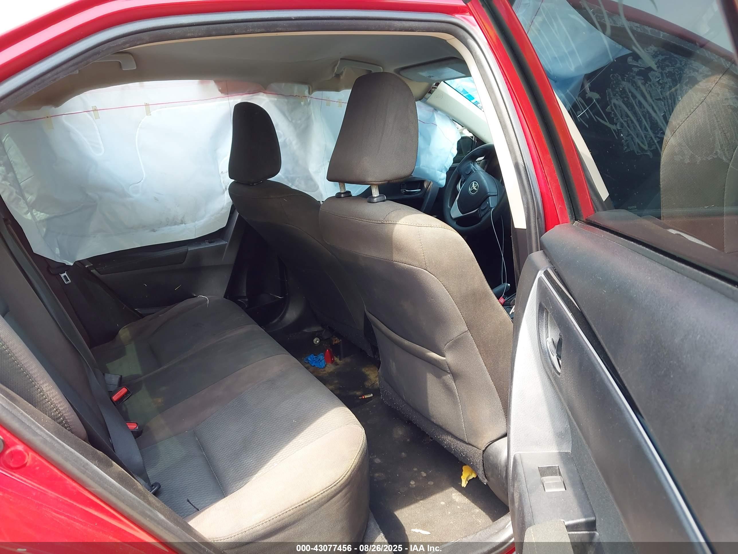 TOYOTA COROLLA image 8