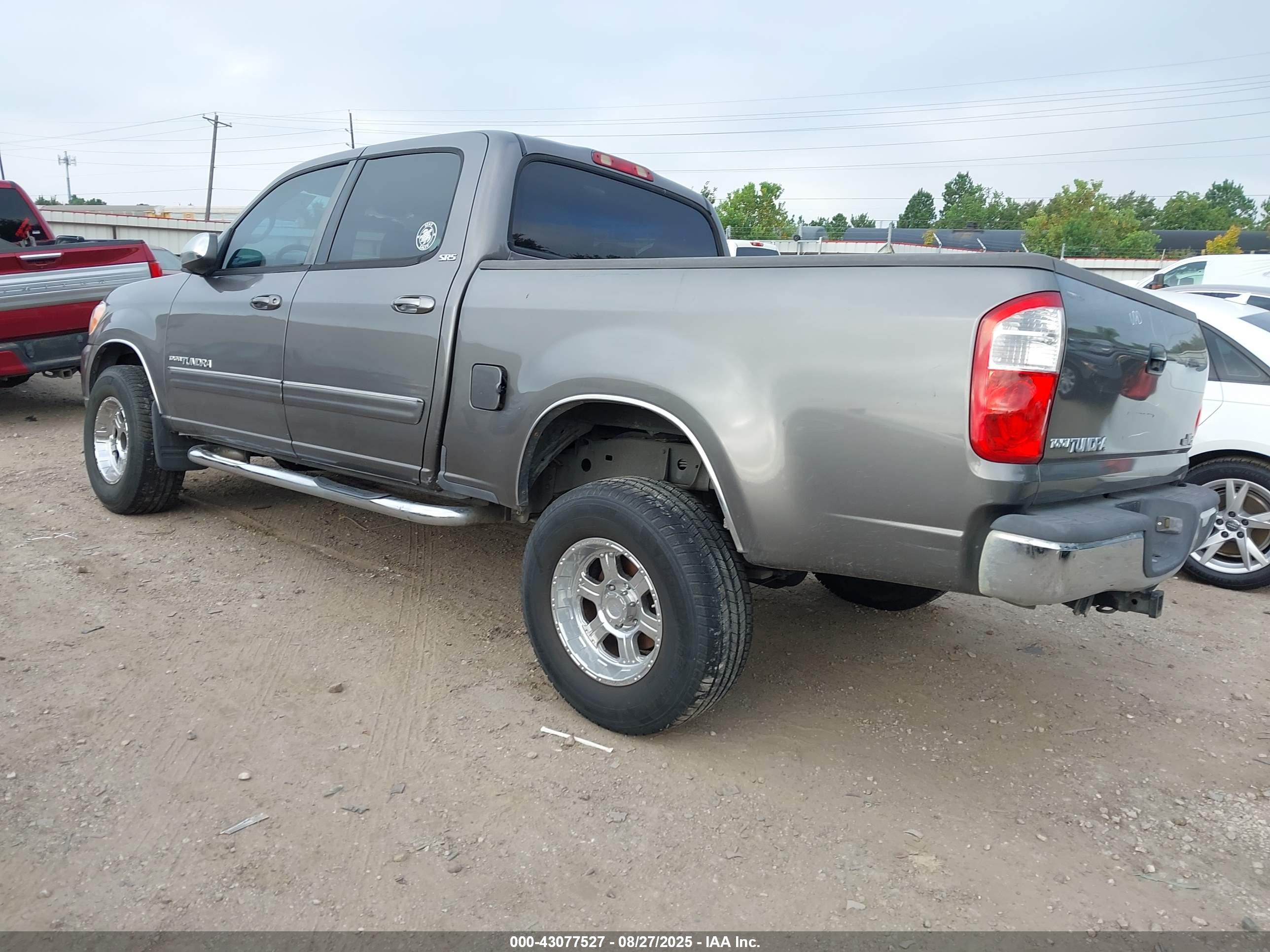 TOYOTA TUNDRA image 3