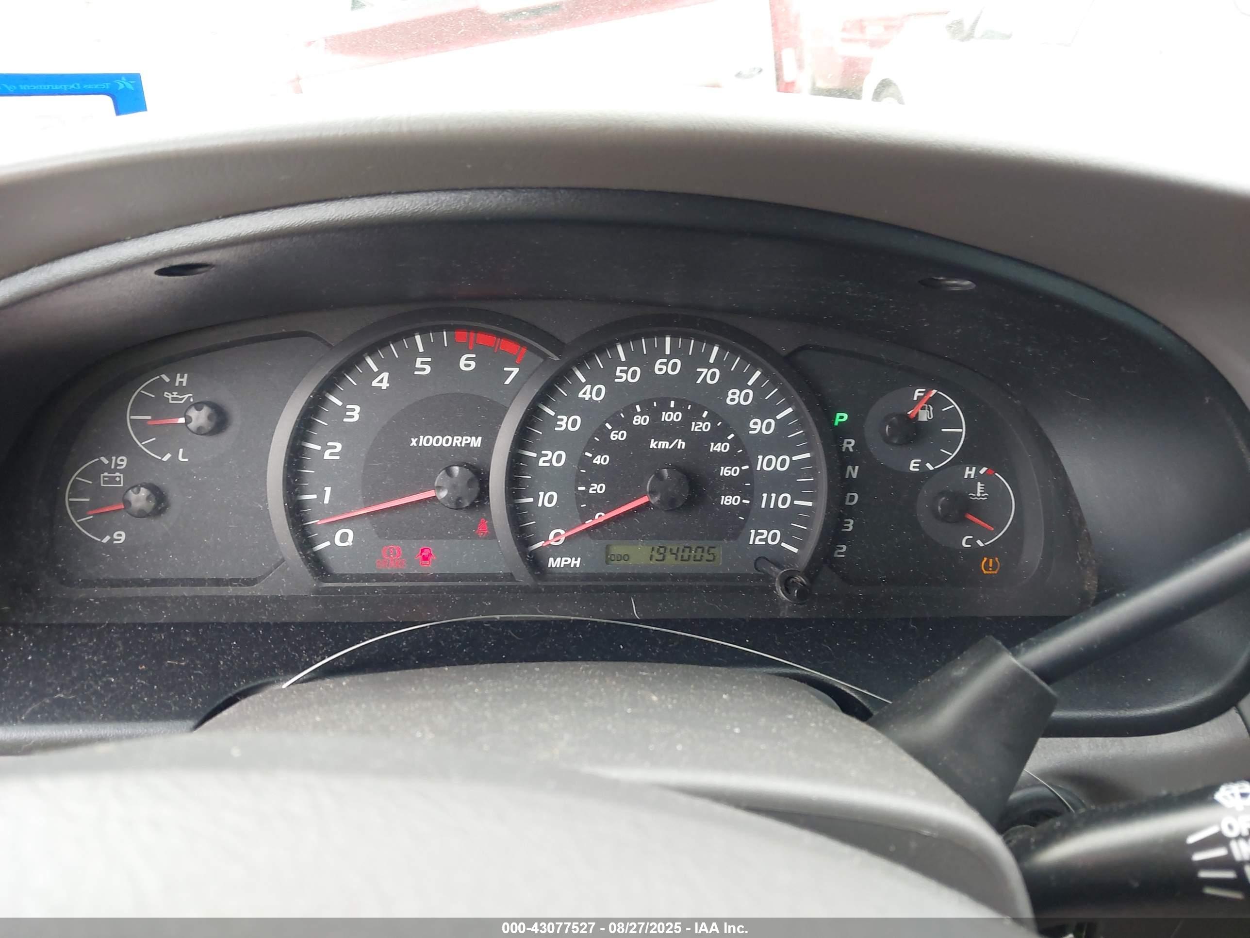 TOYOTA TUNDRA image 7