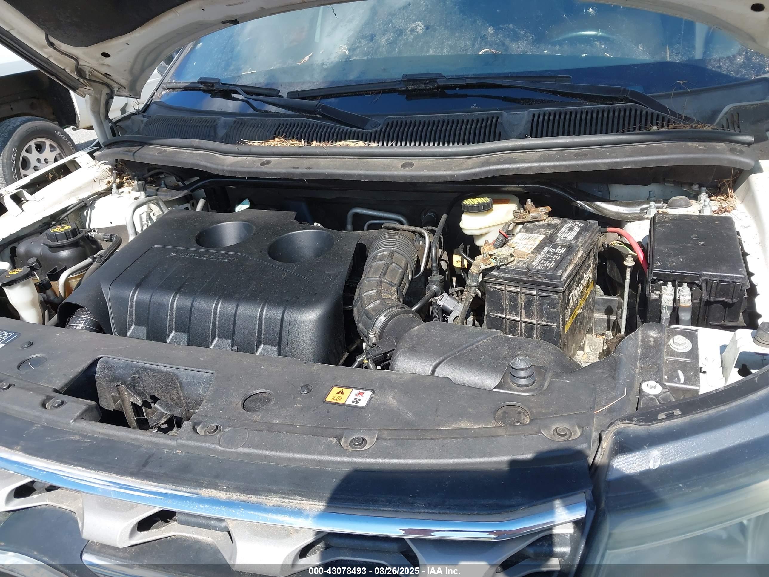 FORD EXPLORER image 10