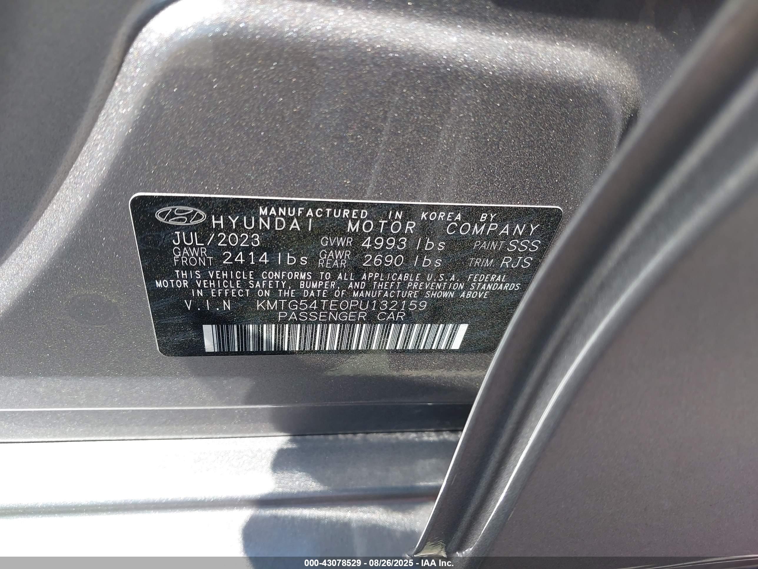 GENESIS G70 image 9