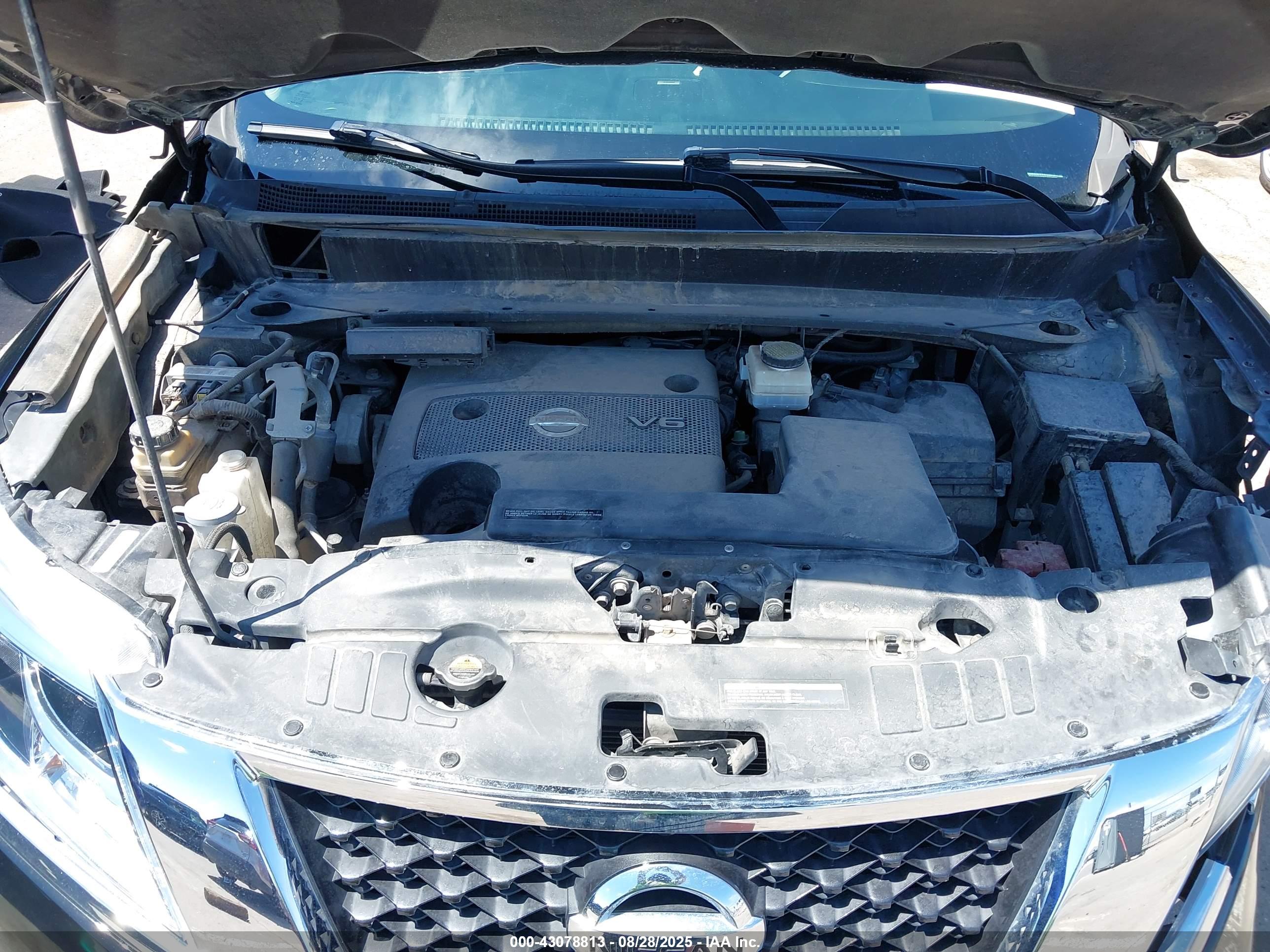 NISSAN PATHFINDER image 10