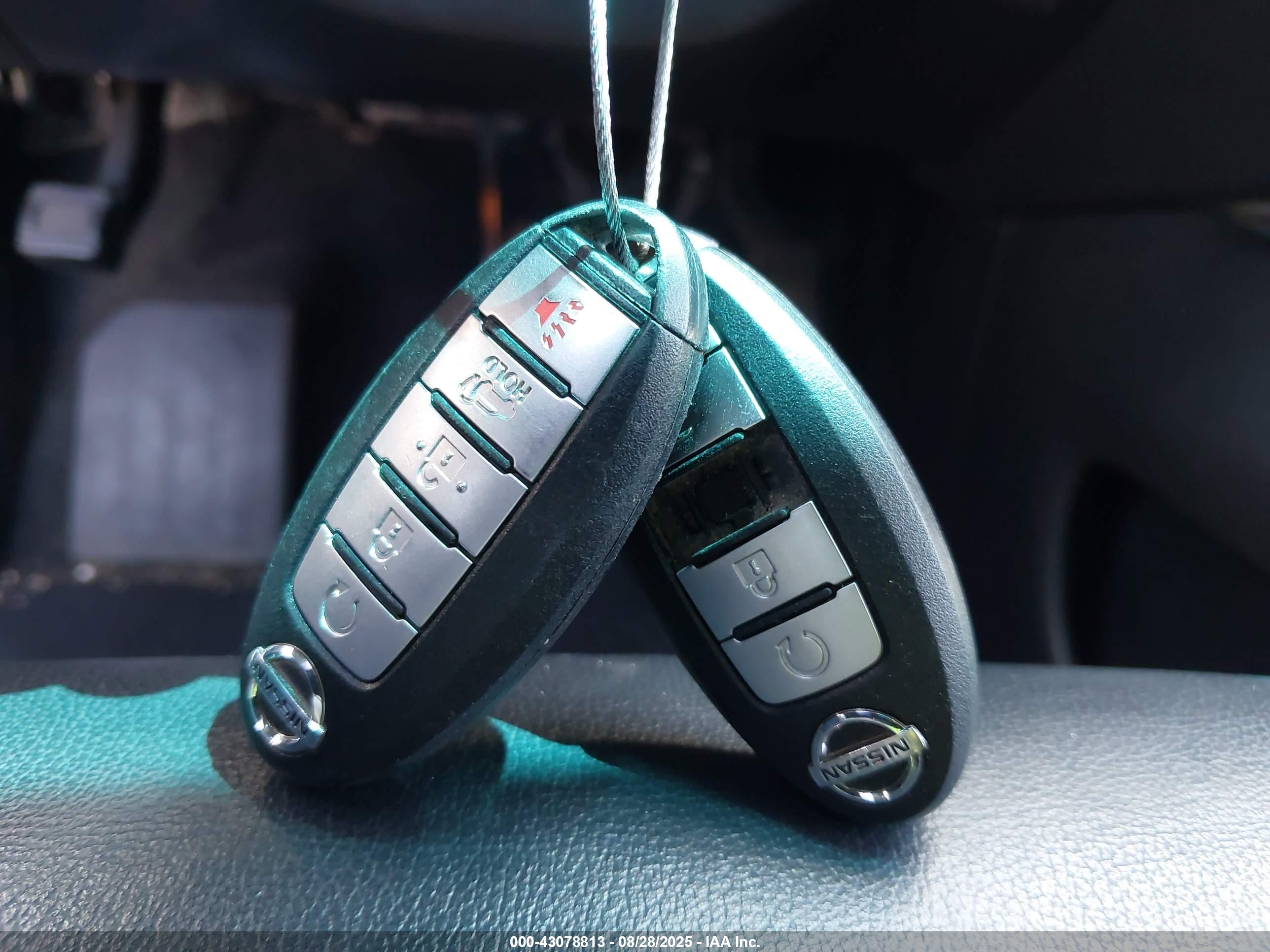 NISSAN PATHFINDER image 11