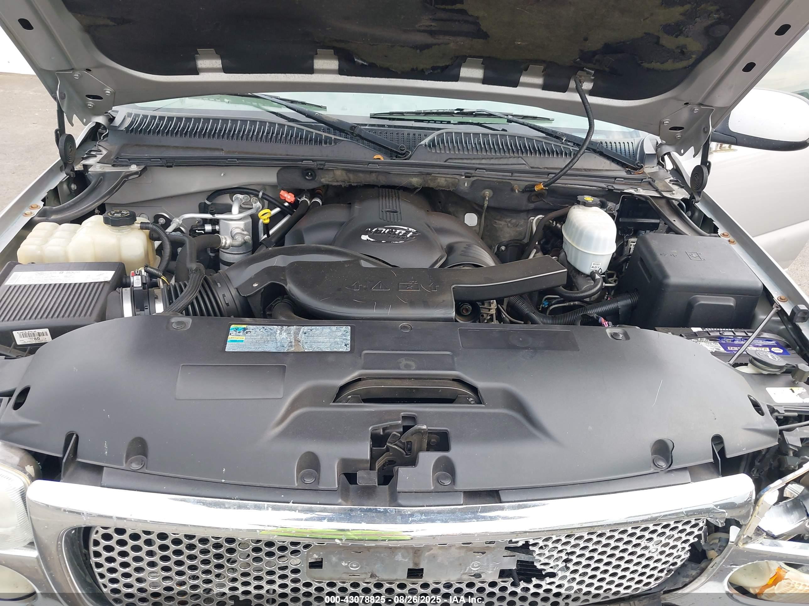 GMC YUKON image 10