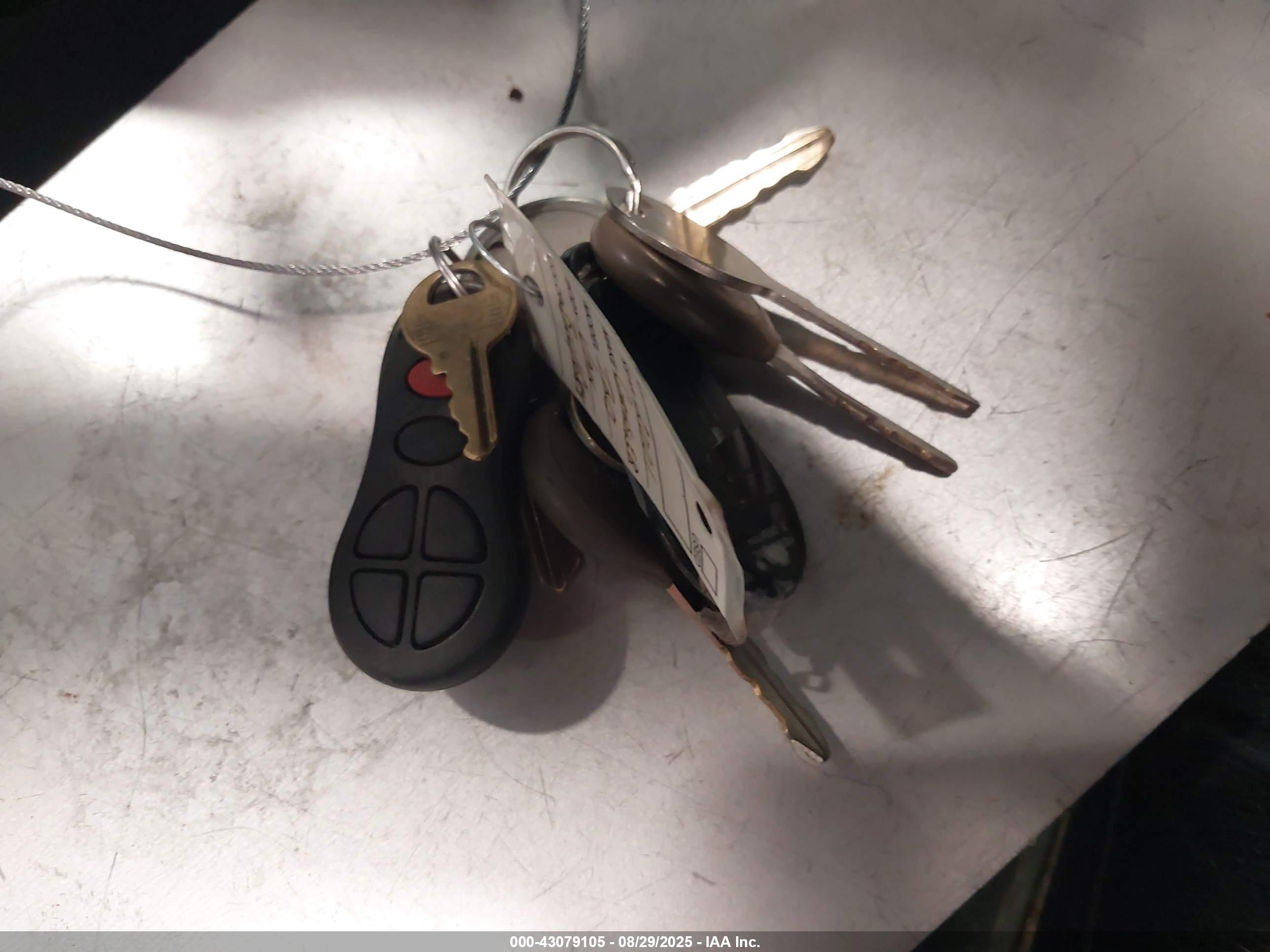 CHRYSLER TOWN image 11