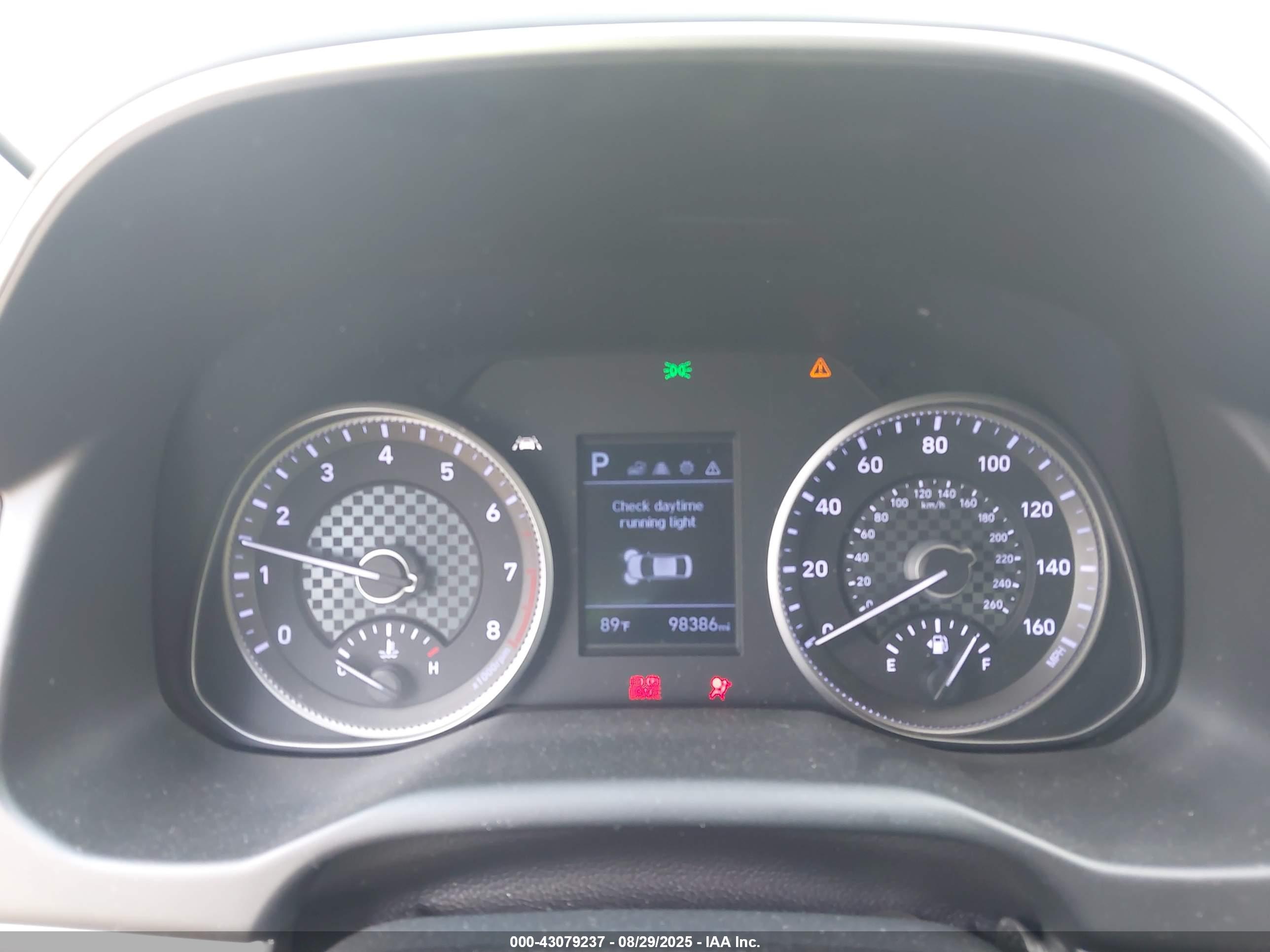 HYUNDAI ELANTRA image 7