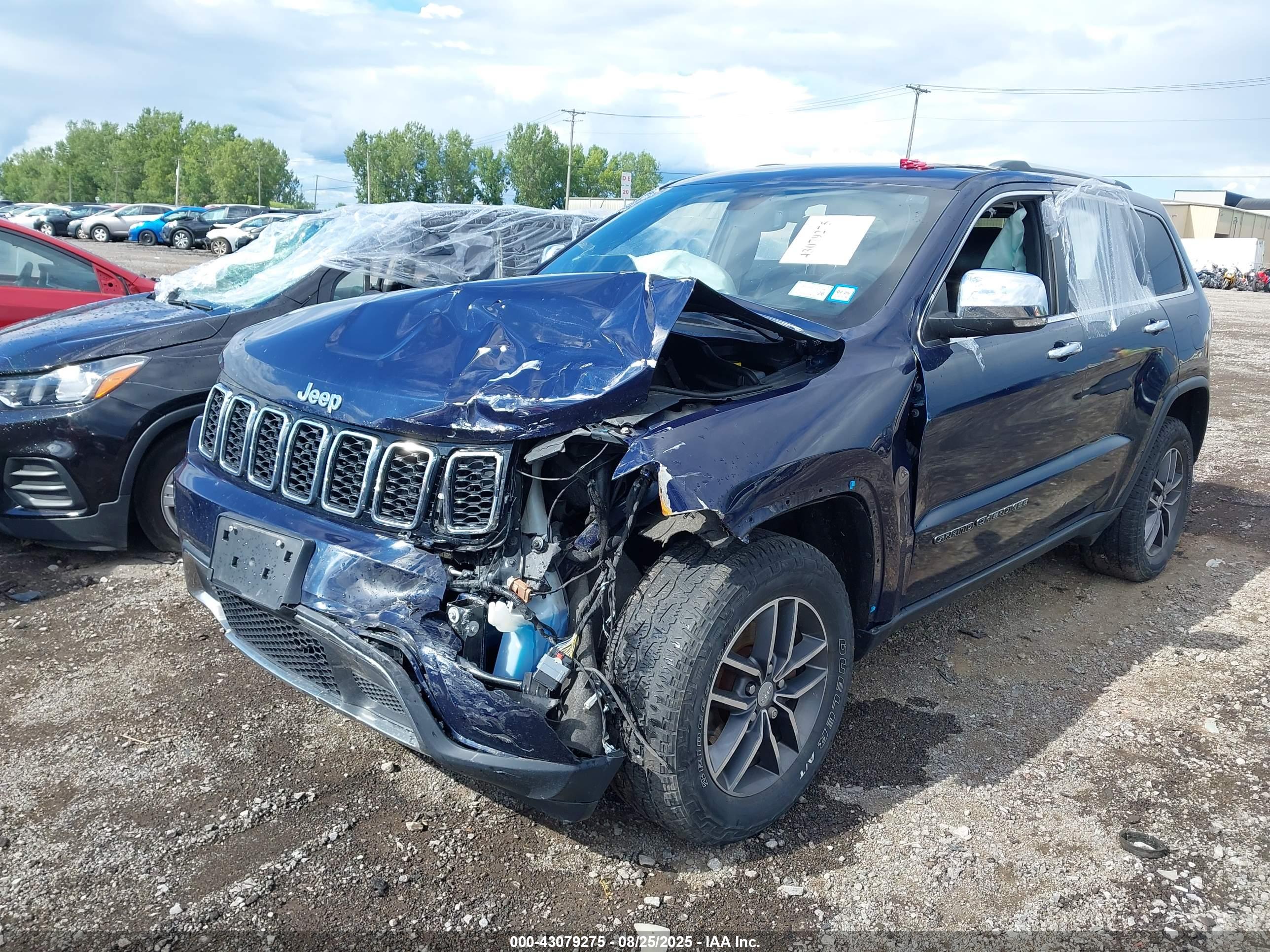 JEEP GRAND image 2