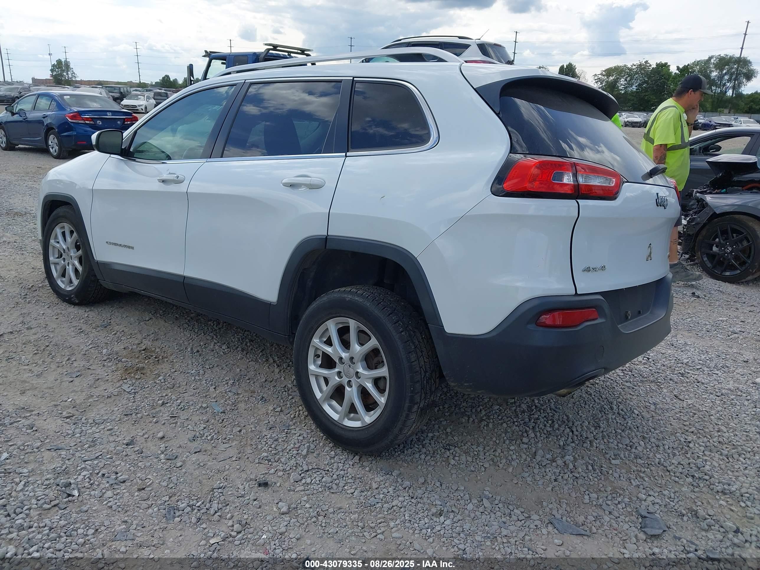 JEEP CHEROKEE image 3