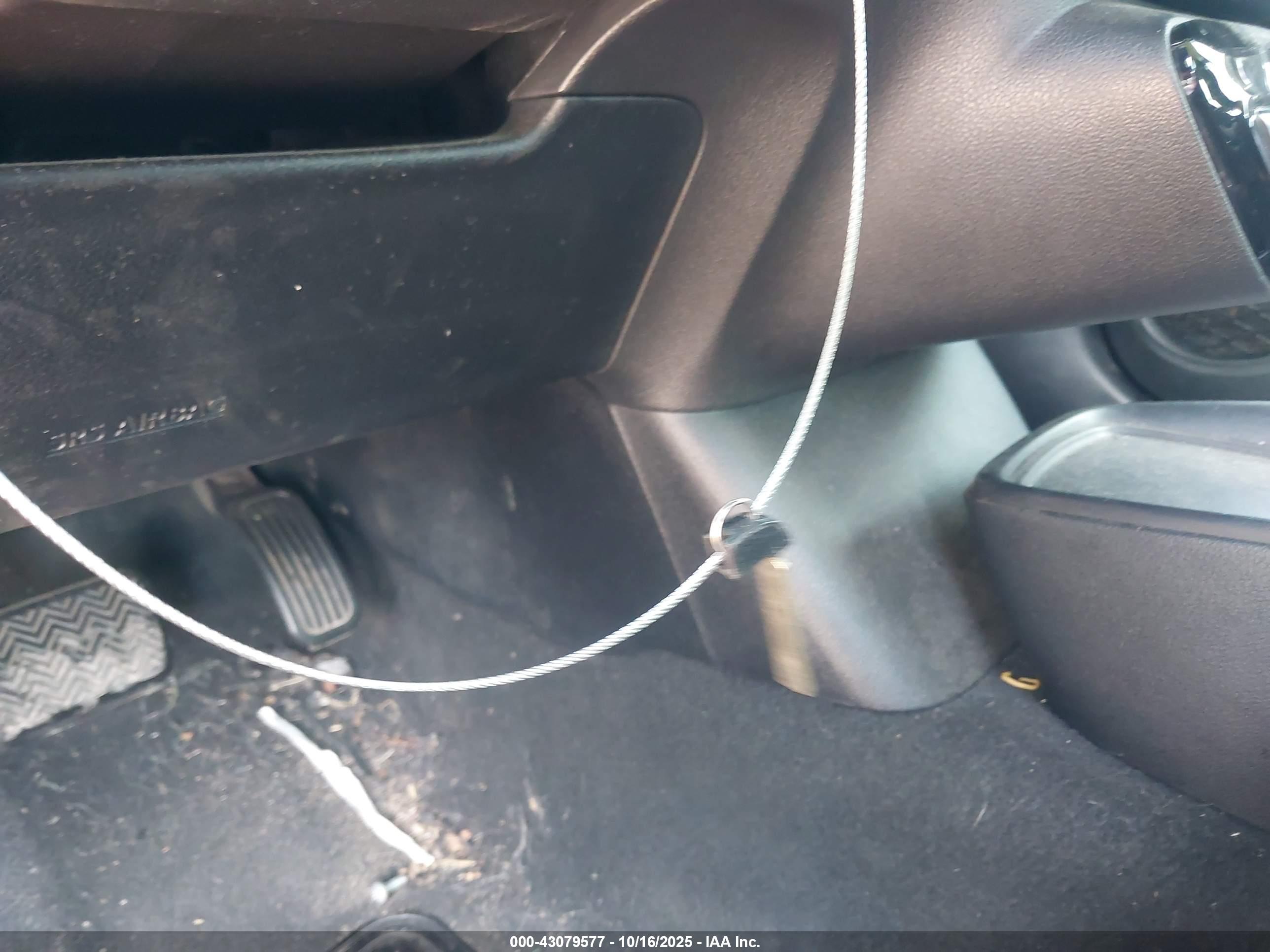 TOYOTA PRIUS image 11