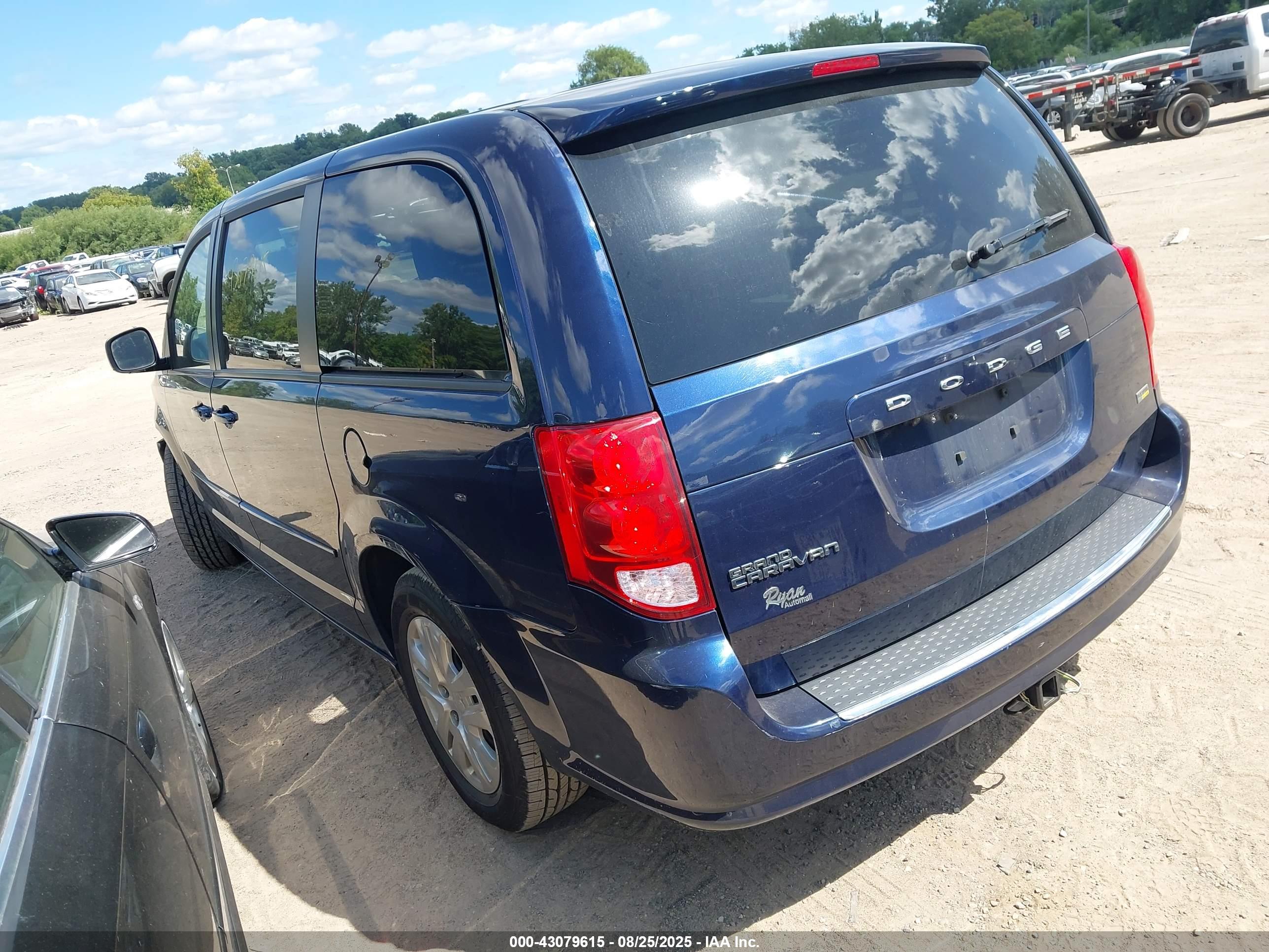 DODGE GRAND image 3