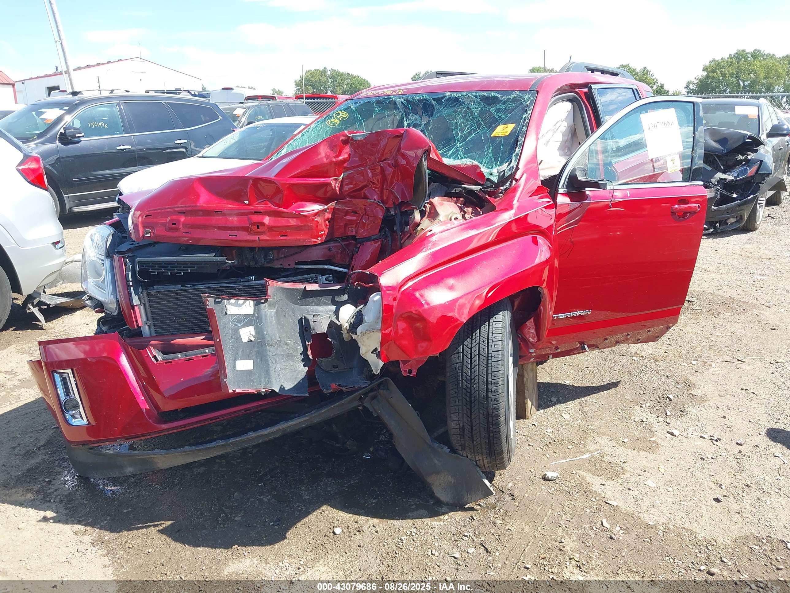GMC TERRAIN image 2