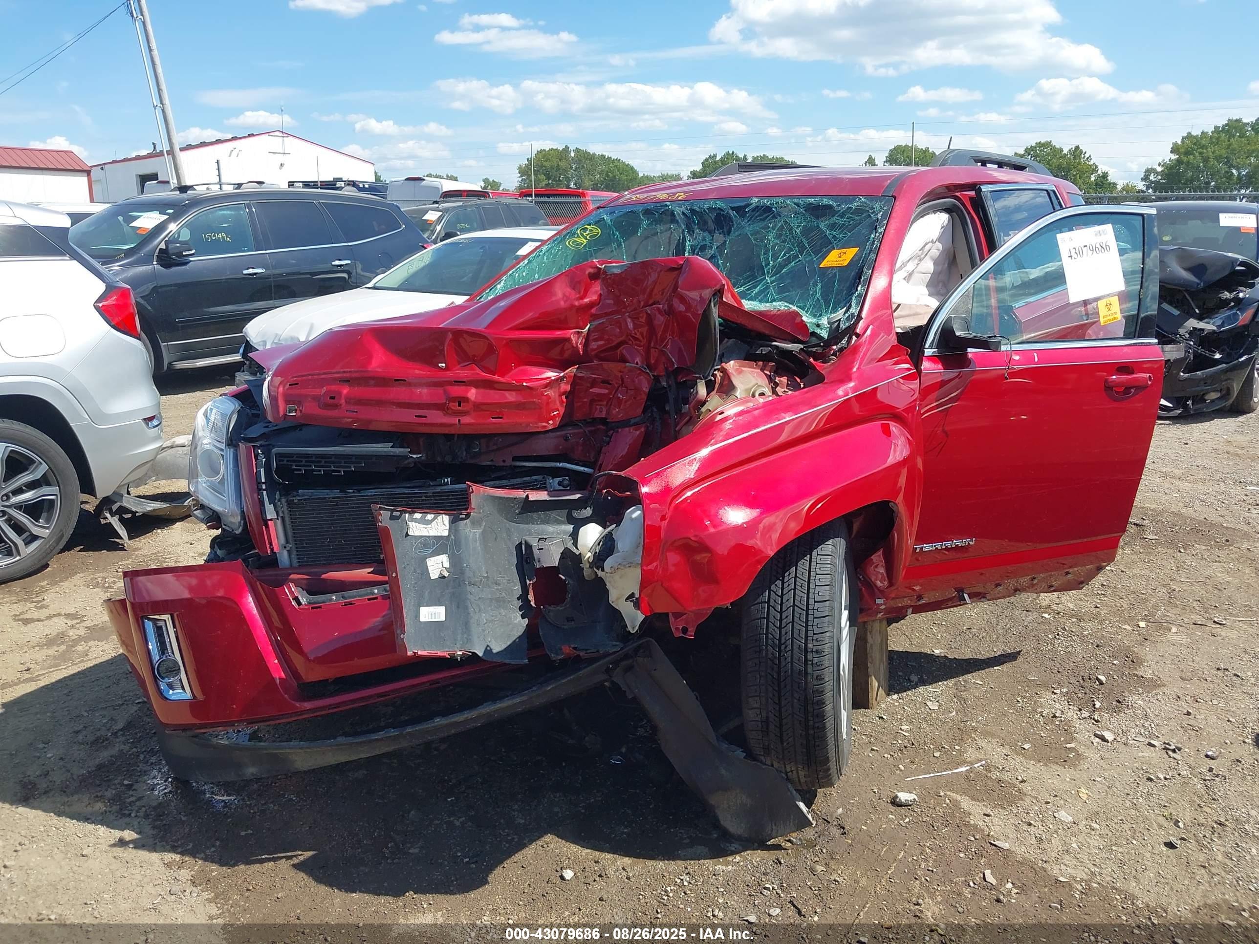 GMC TERRAIN image 6