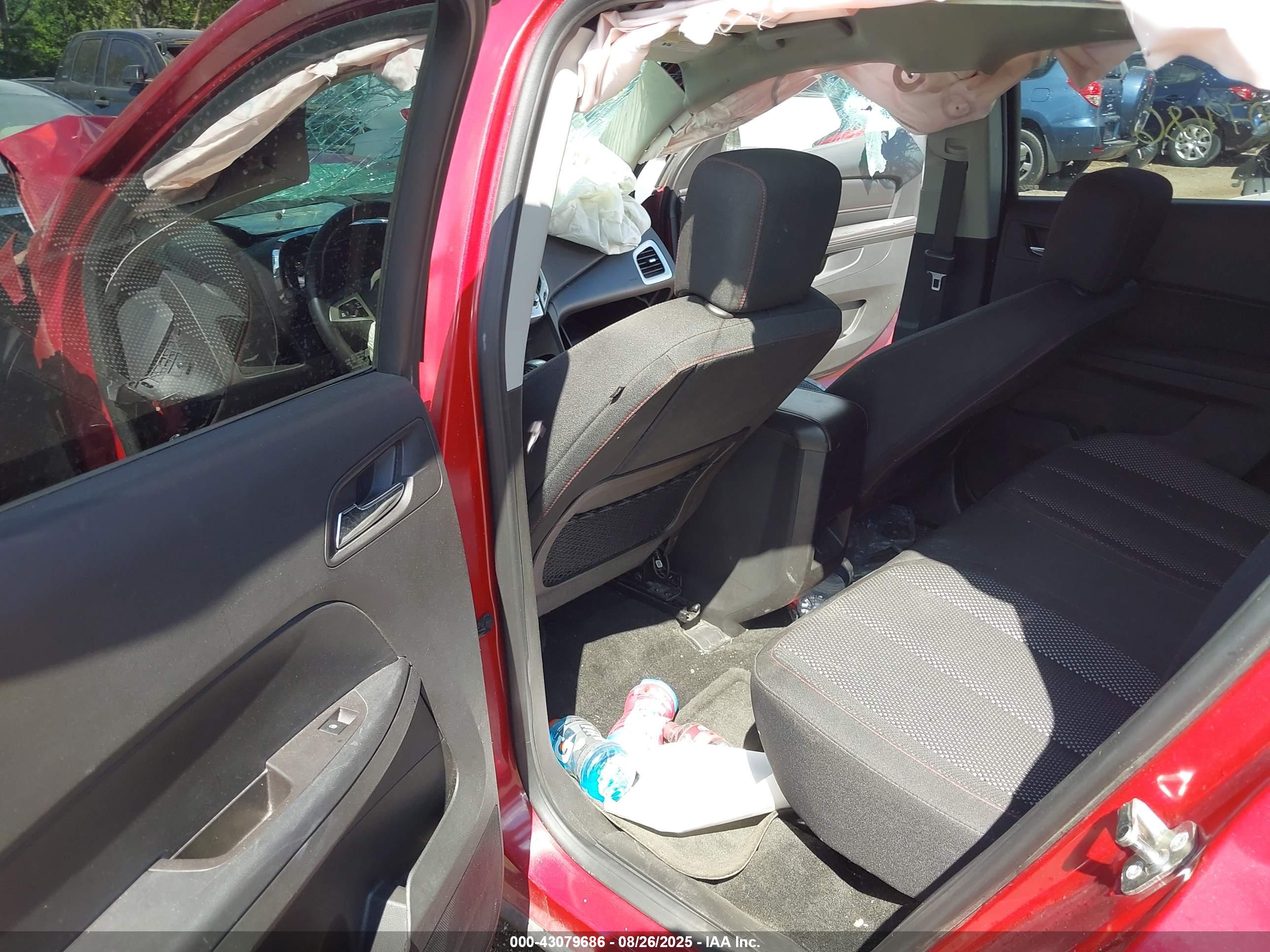 GMC TERRAIN image 8