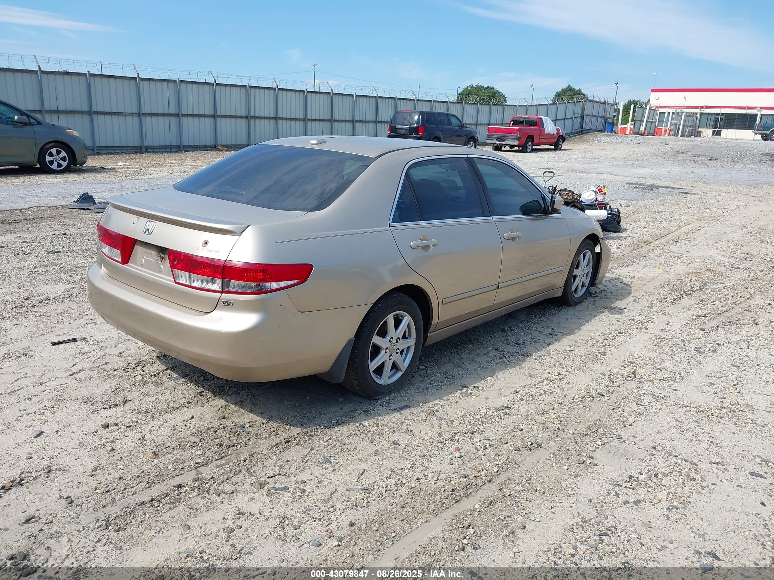 HONDA ACCORD image 4