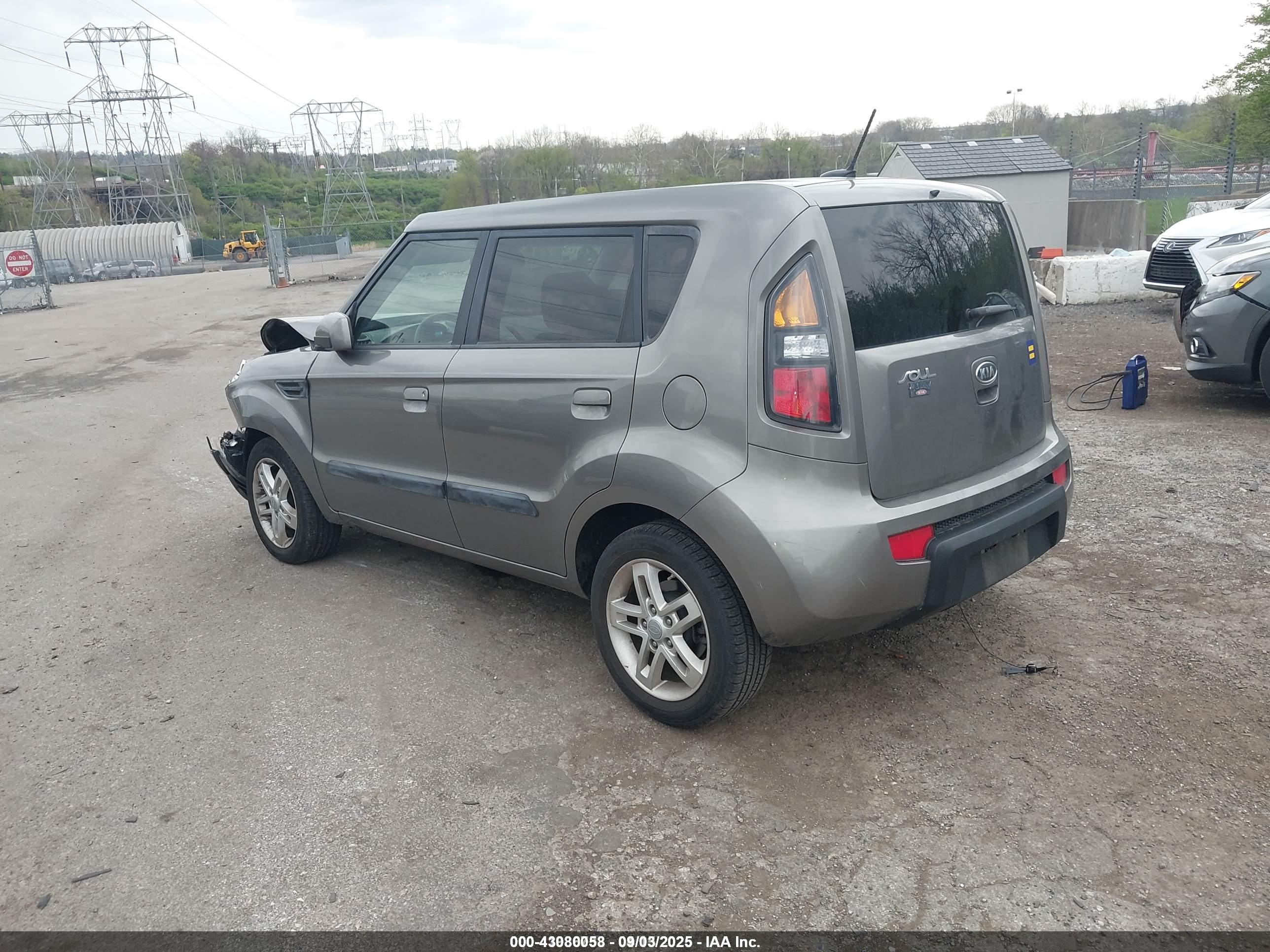 KIA SOUL image 3