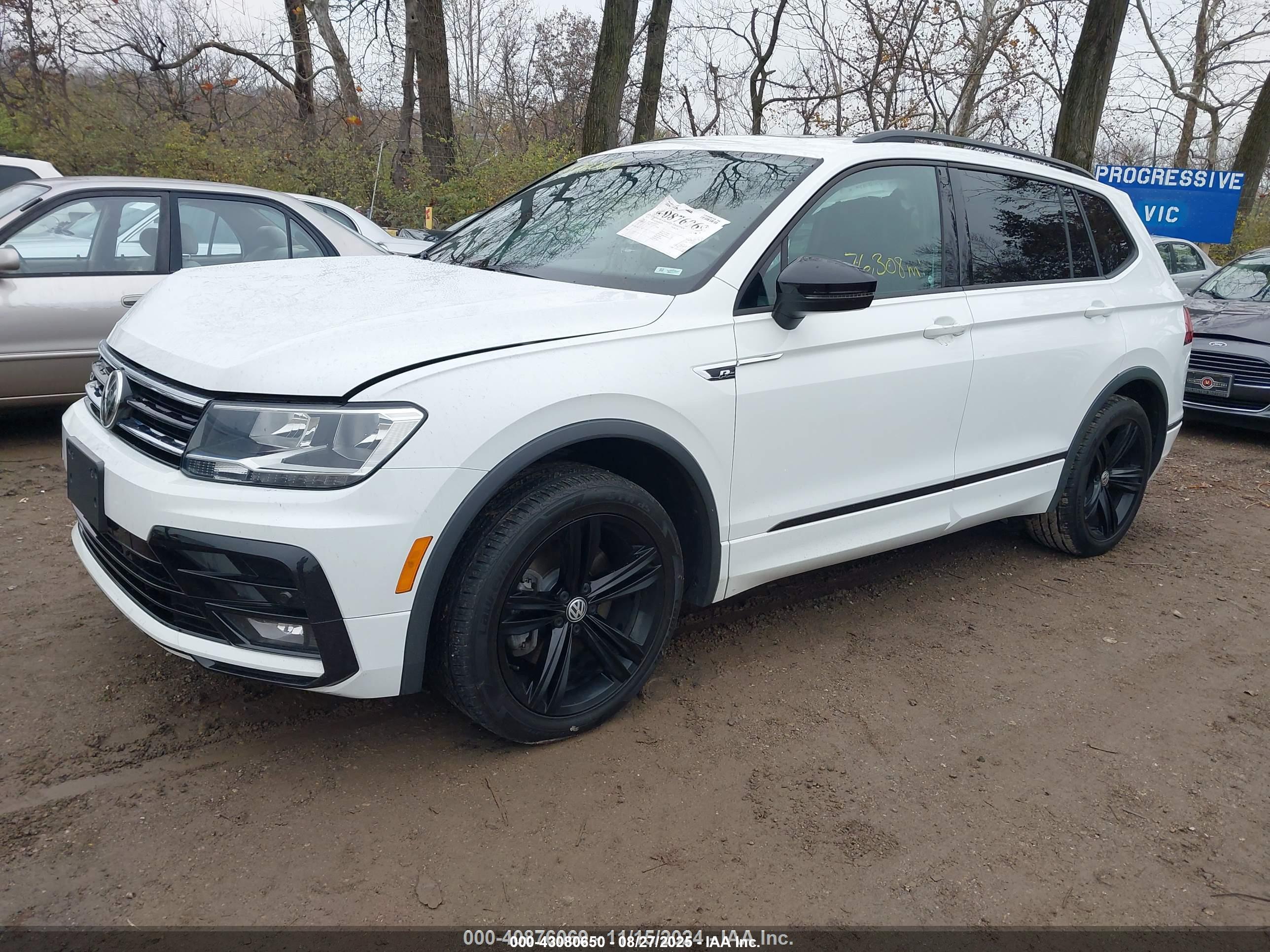 VOLKSWAGEN TIGUAN image 2