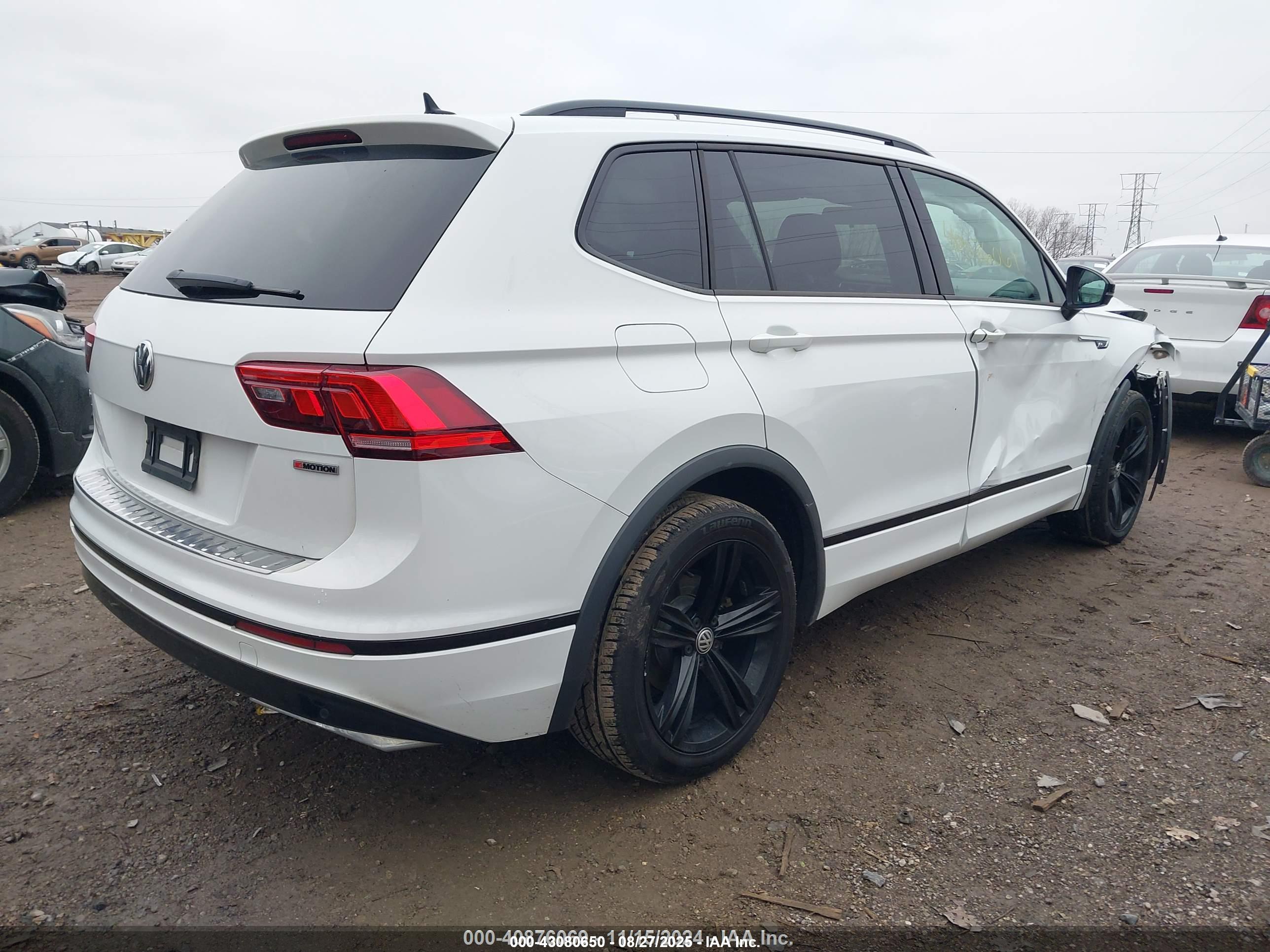 VOLKSWAGEN TIGUAN image 4