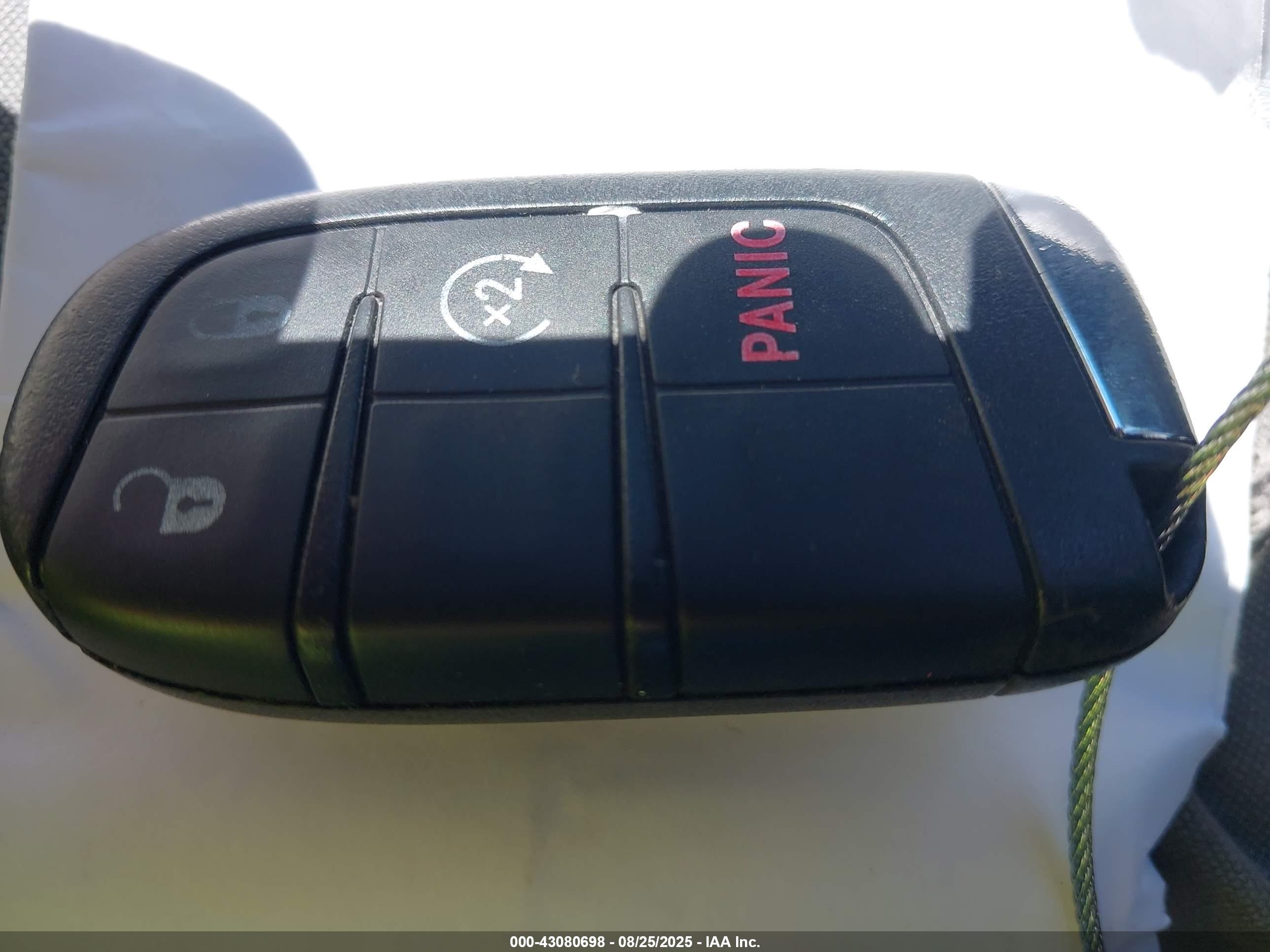 JEEP RENEGADE image 11