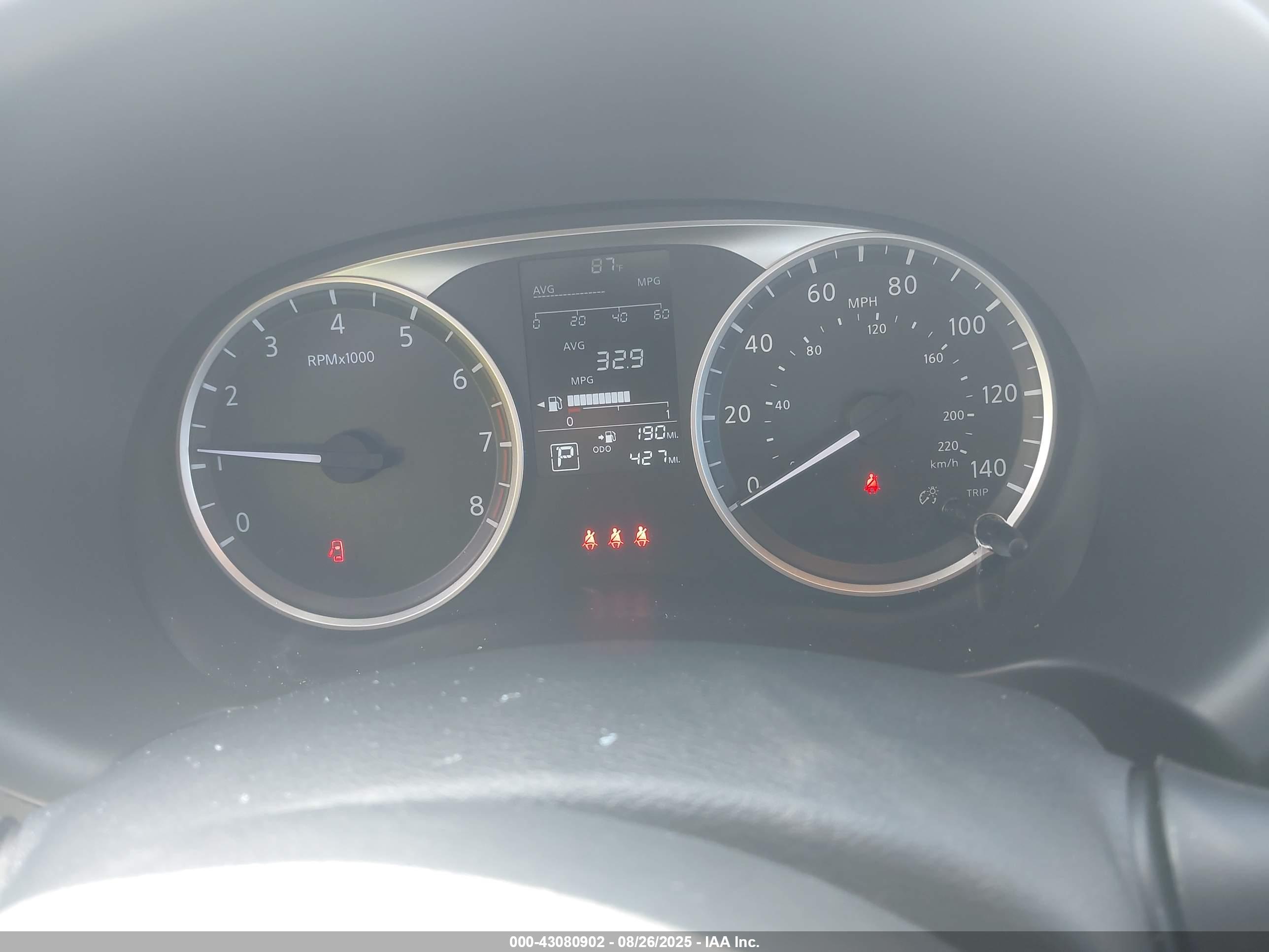 NISSAN KICKS image 7