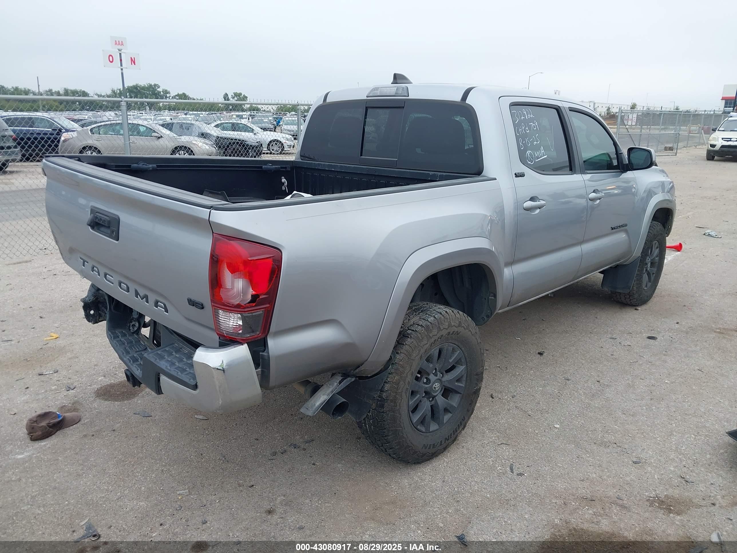 TOYOTA TACOMA image 4