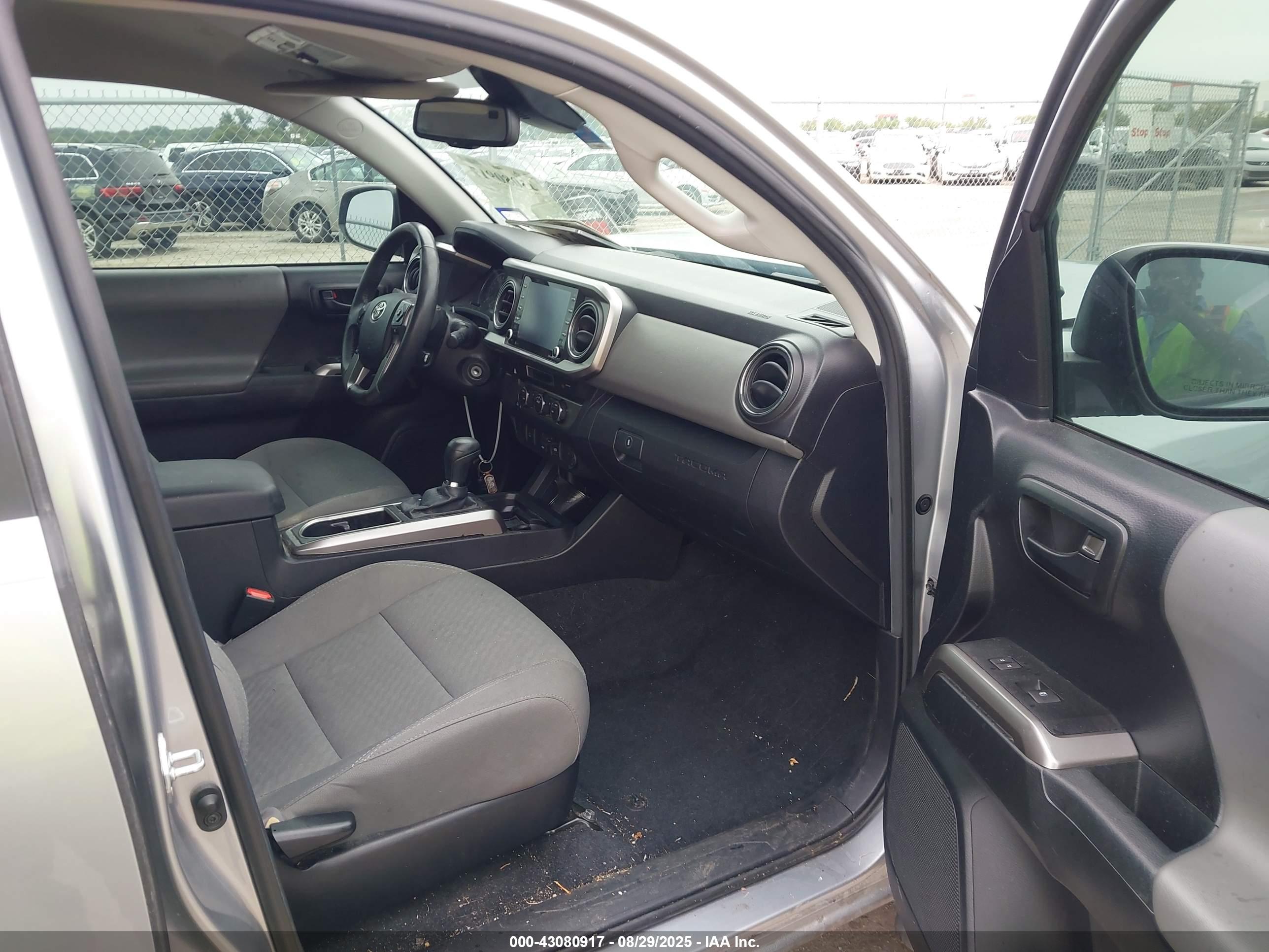 TOYOTA TACOMA image 5