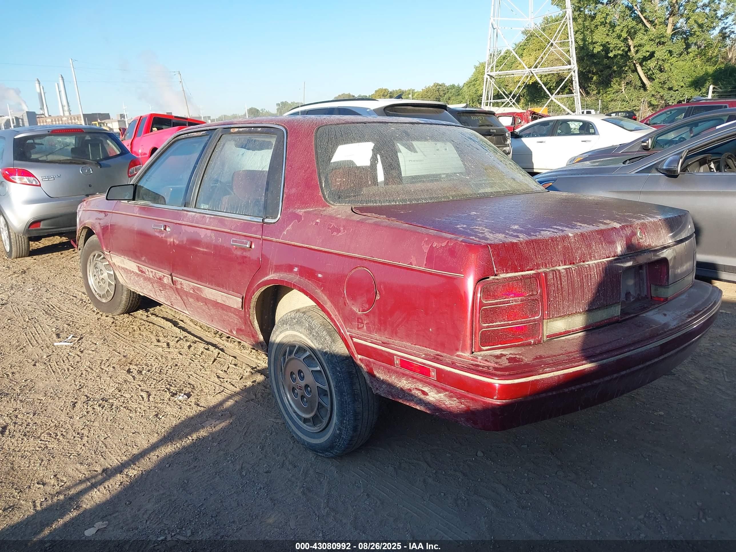 OLDSMOBILE CUTLASS image 3