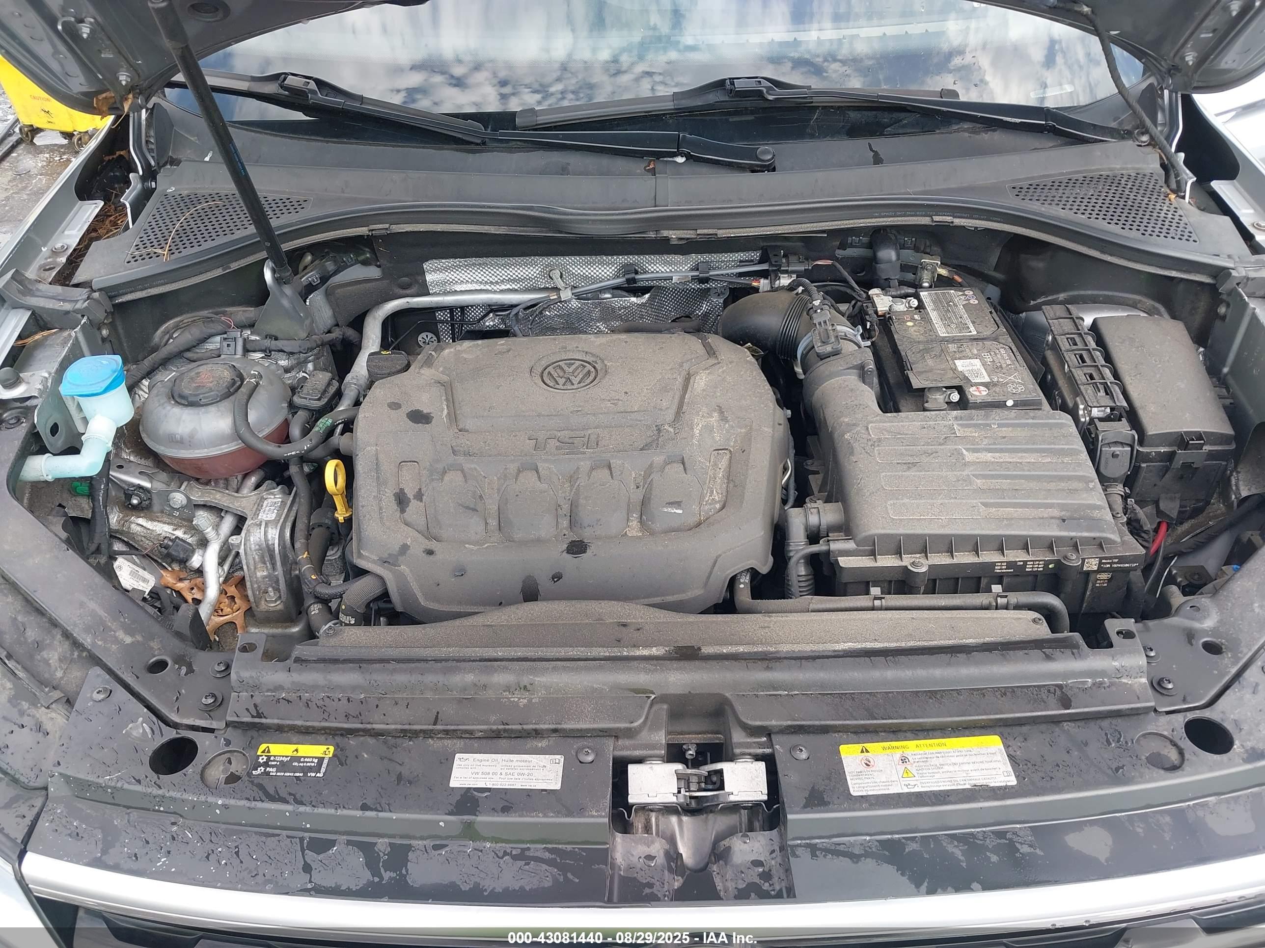 VOLKSWAGEN TIGUAN image 10