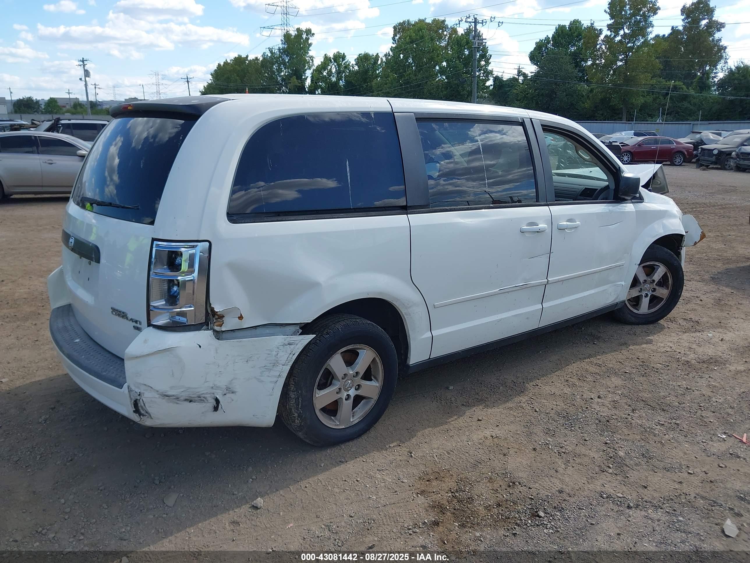 DODGE GRAND image 4