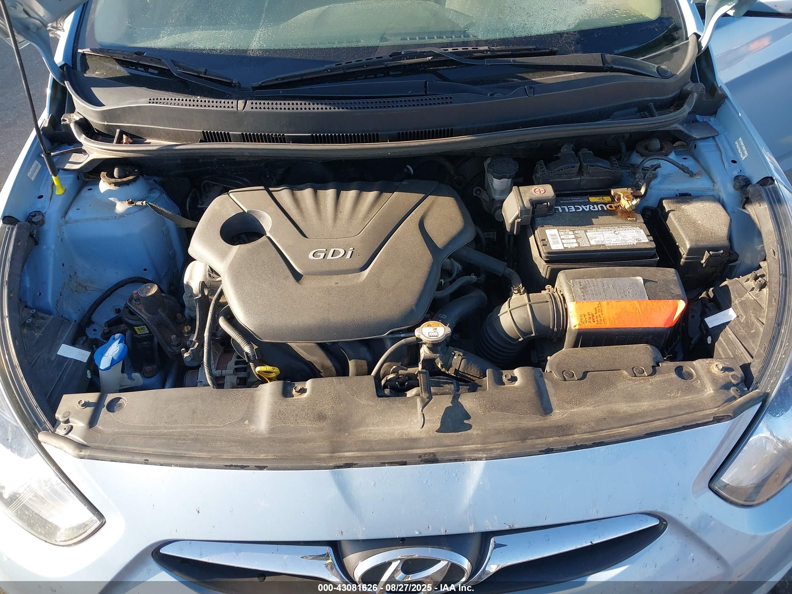 HYUNDAI ACCENT image 10