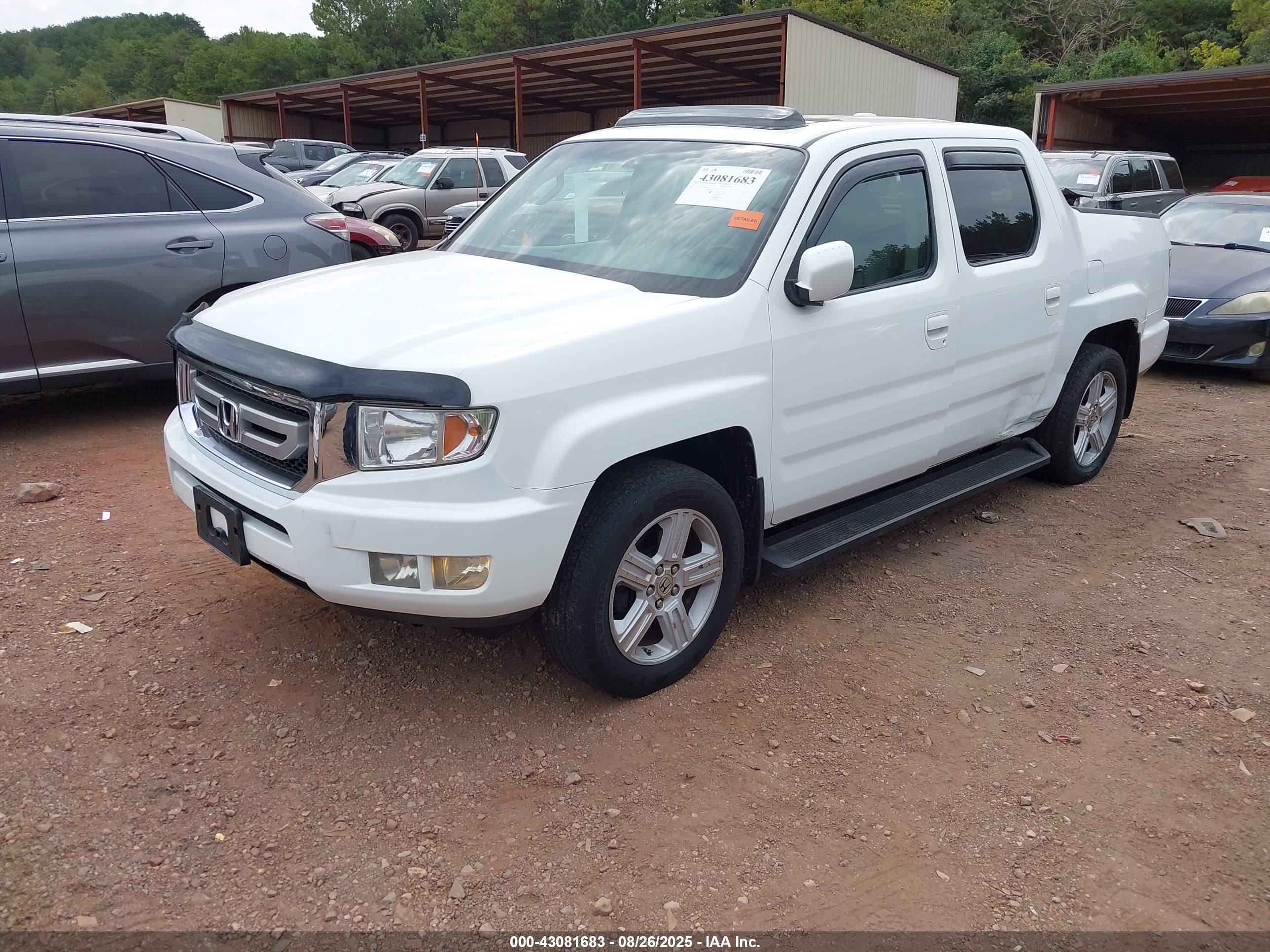 HONDA RIDGELINE image 2