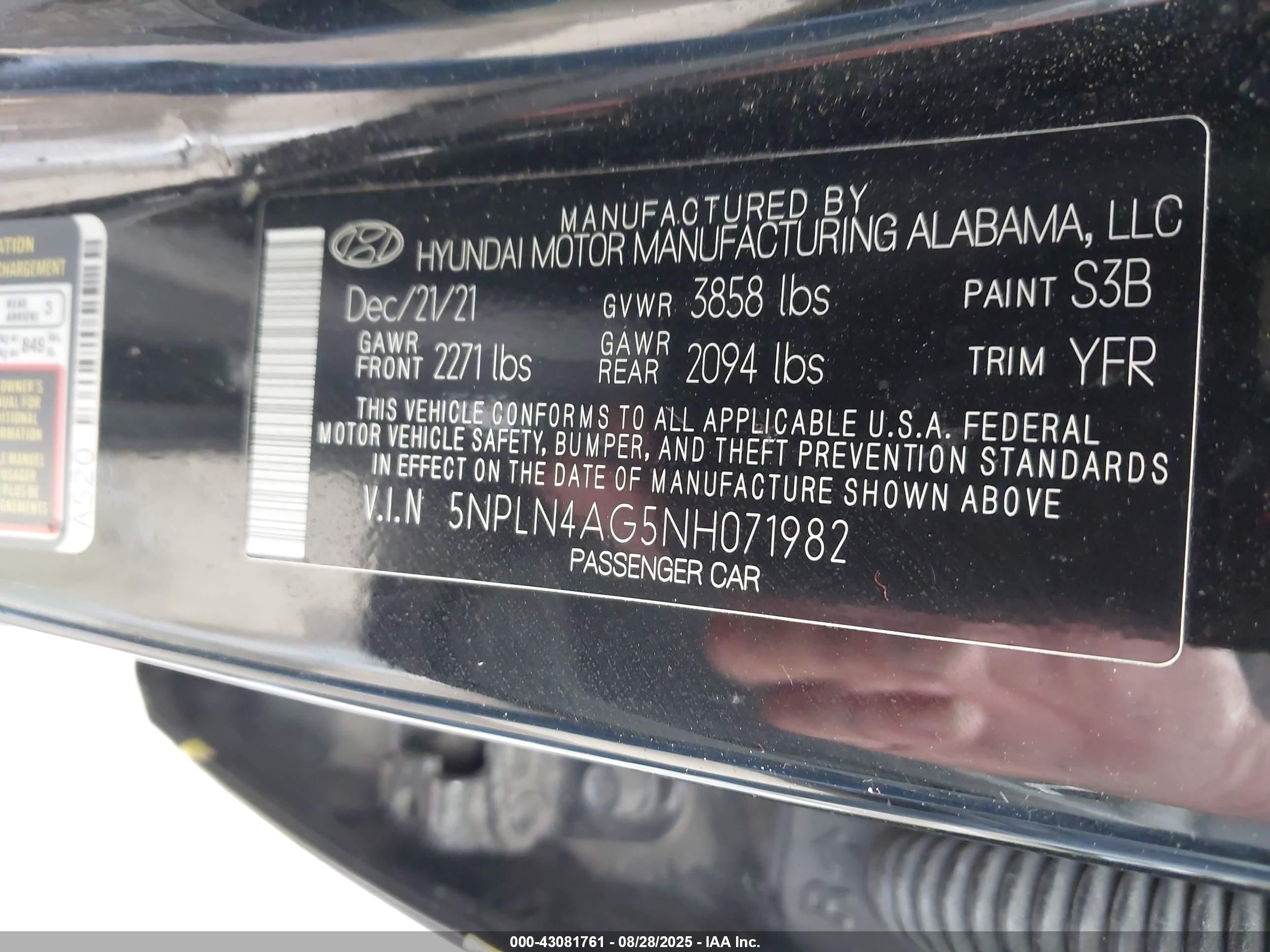 HYUNDAI ELANTRA image 9