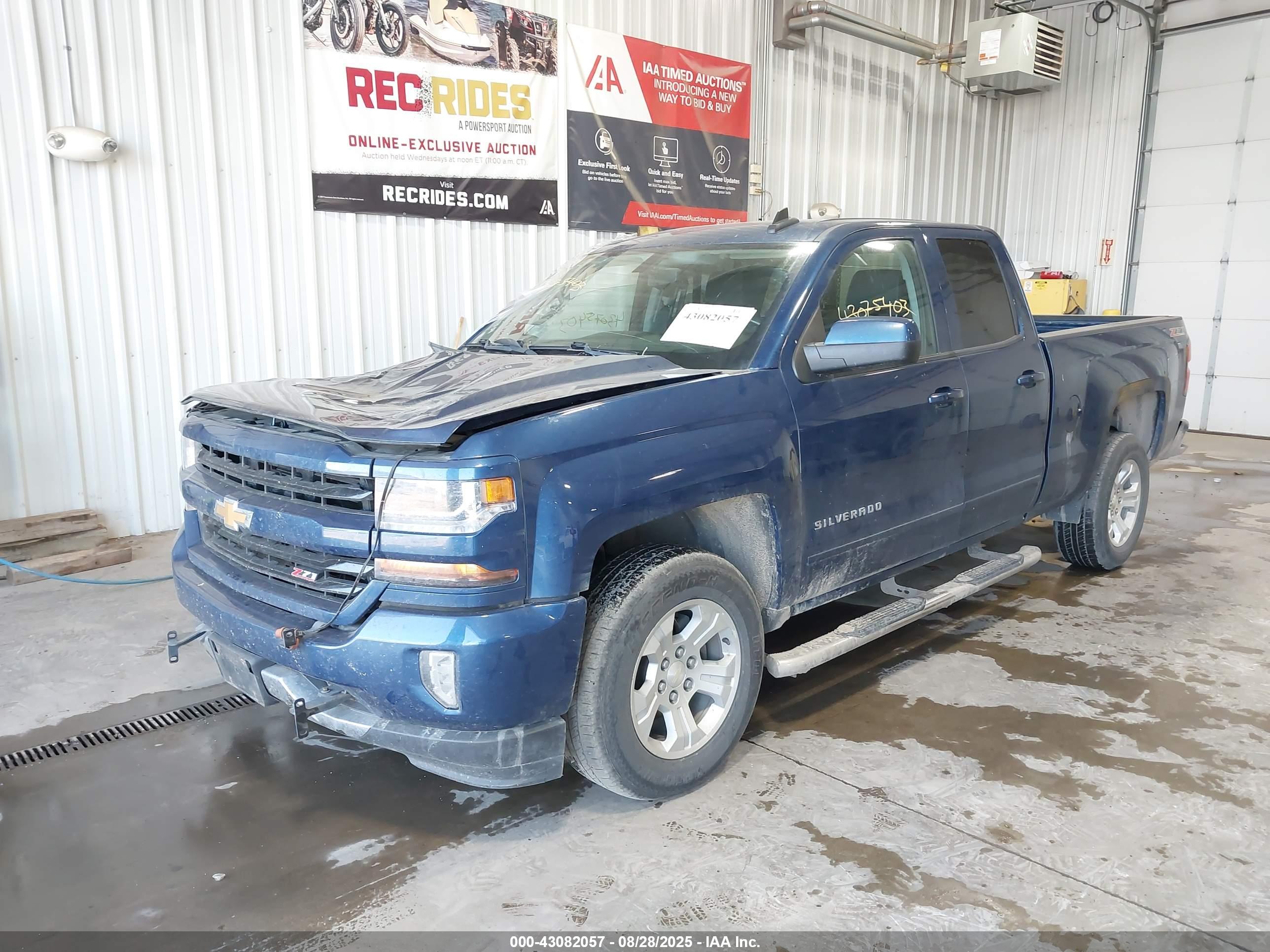 CHEVROLET SILVERADO image 2