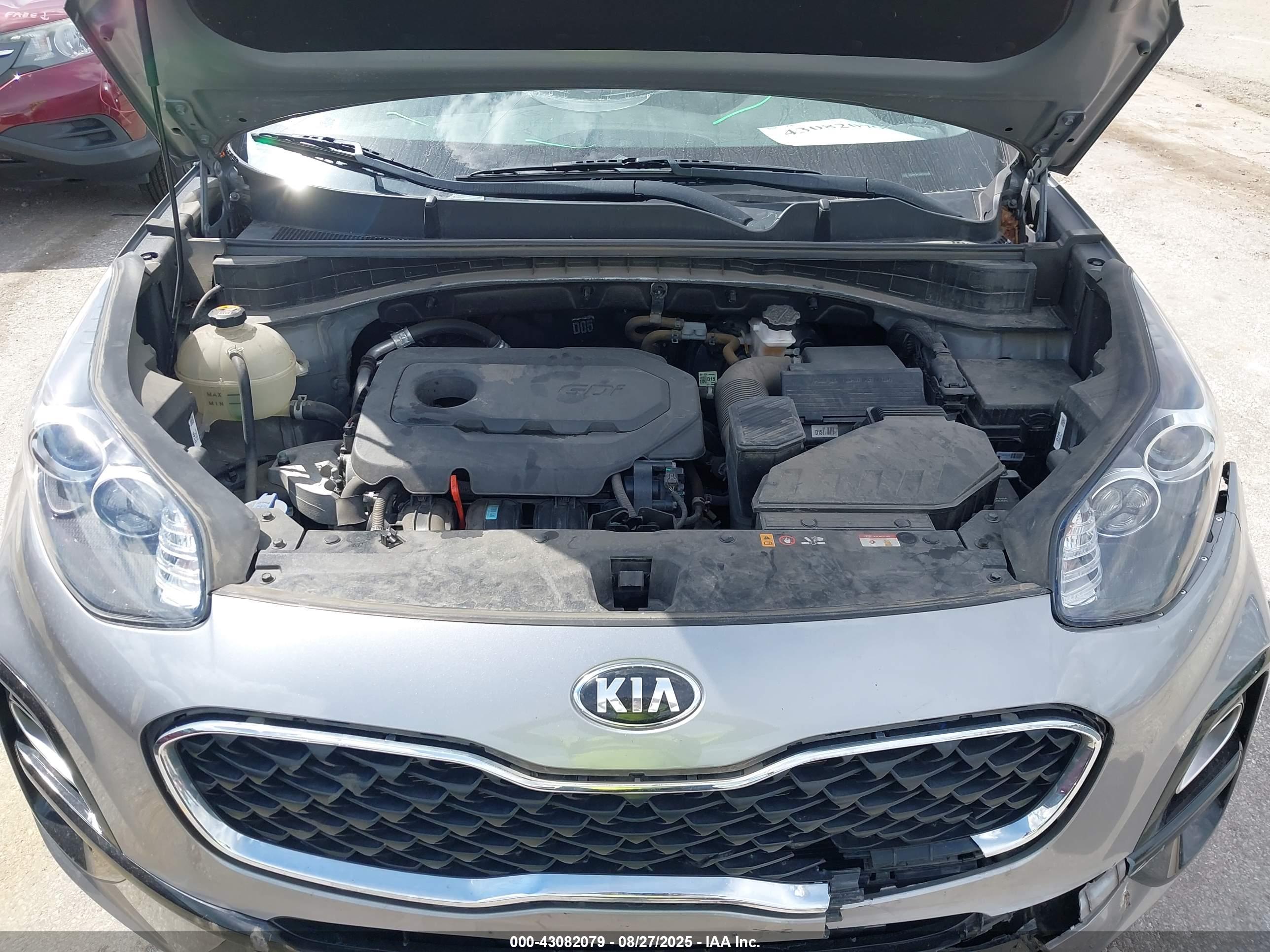 KIA SPORTAGE image 10