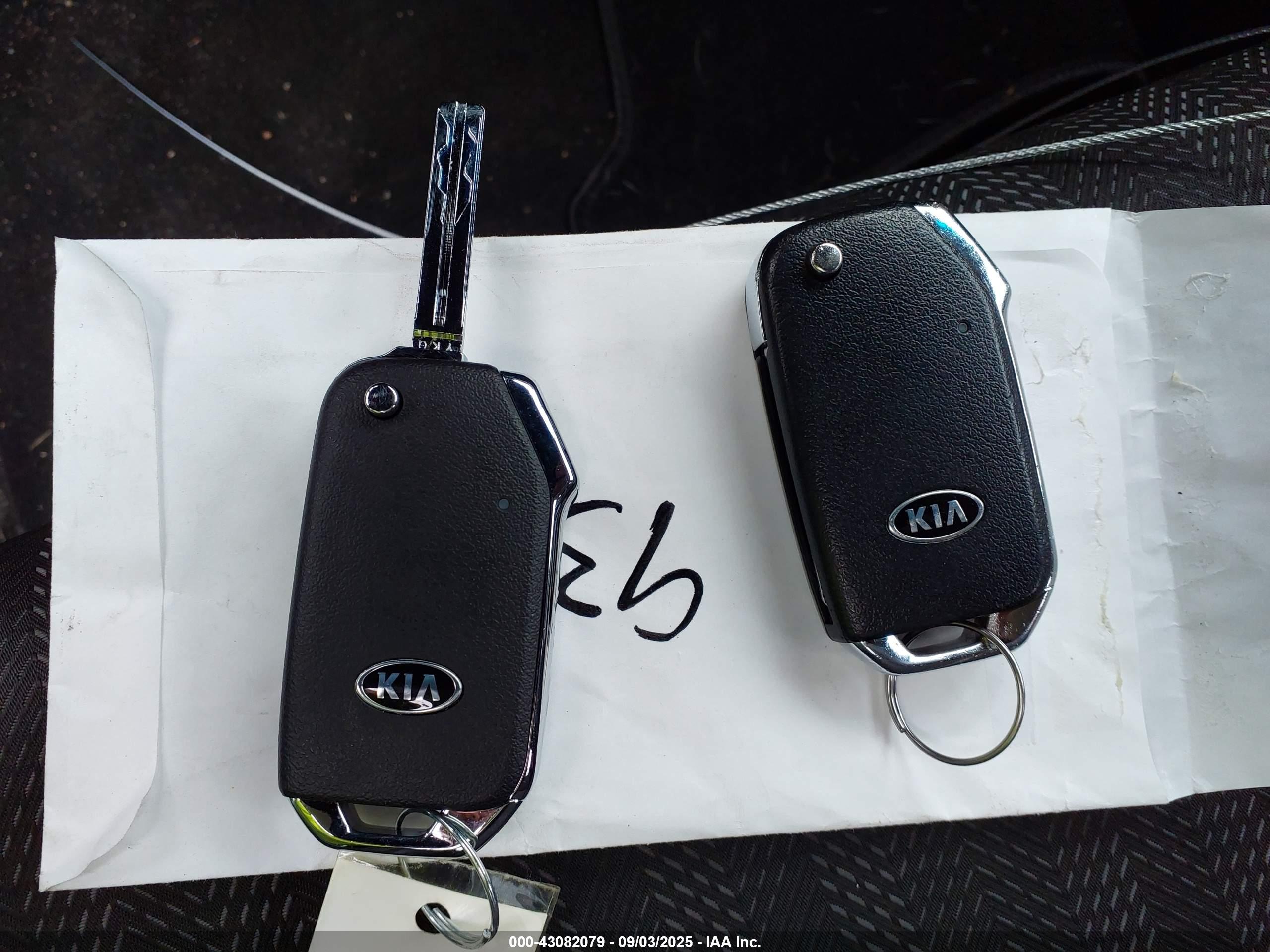 KIA SPORTAGE image 11