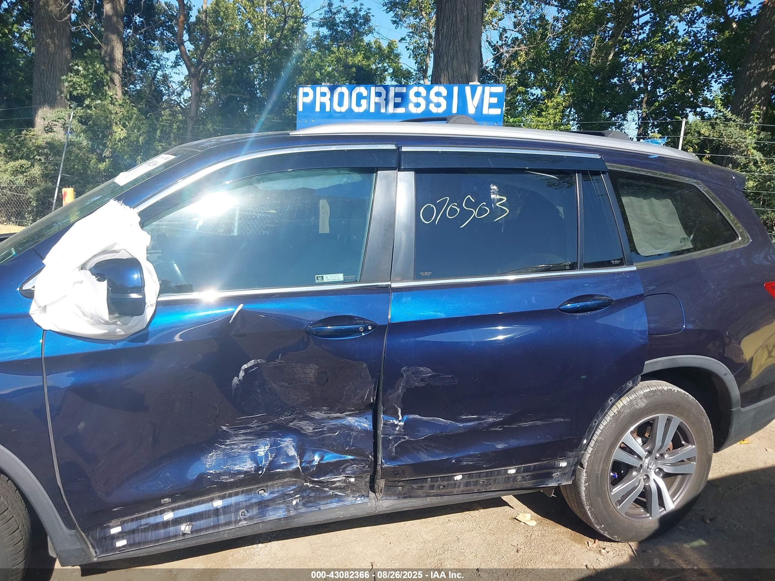 HONDA PILOT image 6