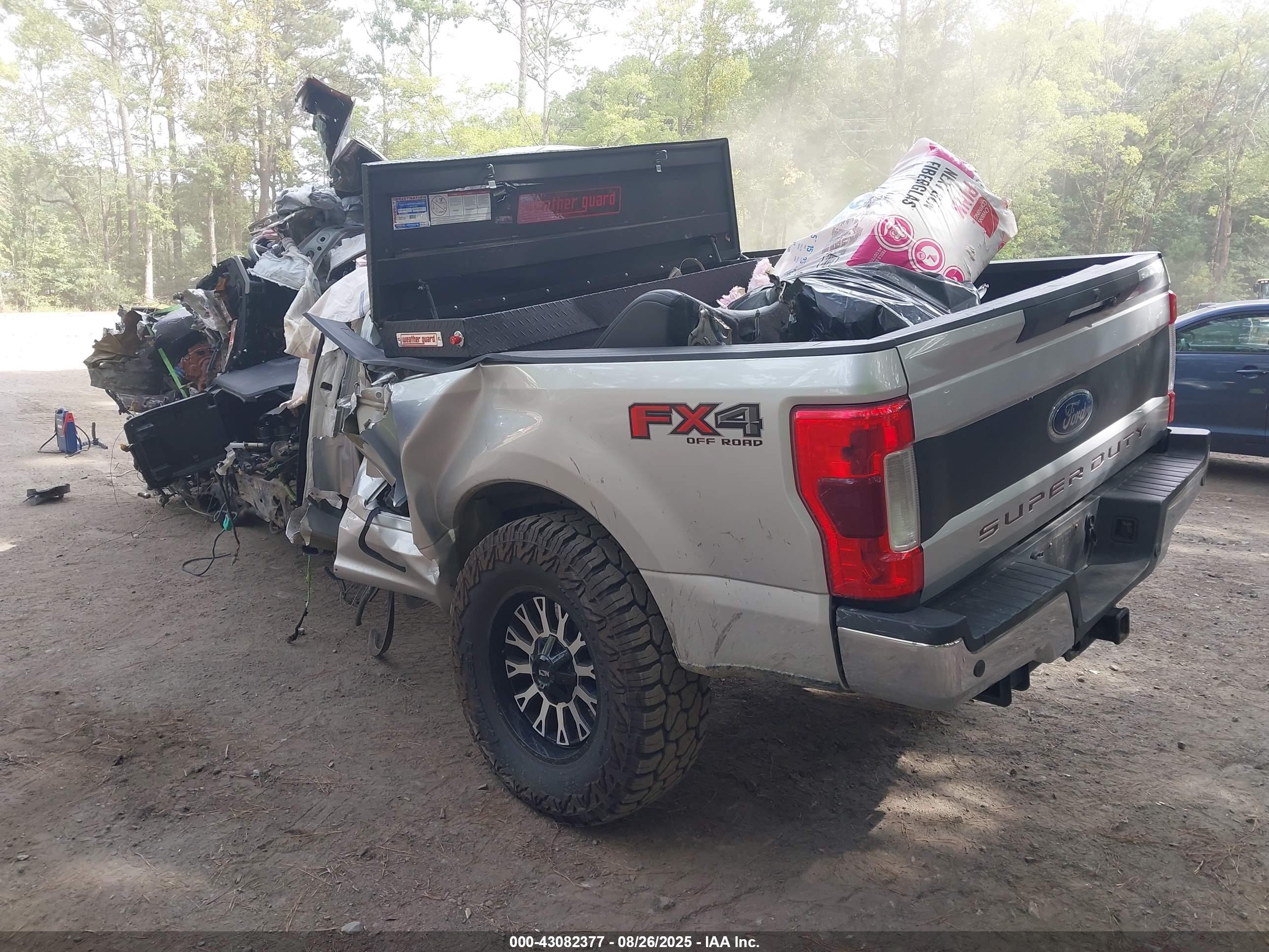 FORD F-250 image 3