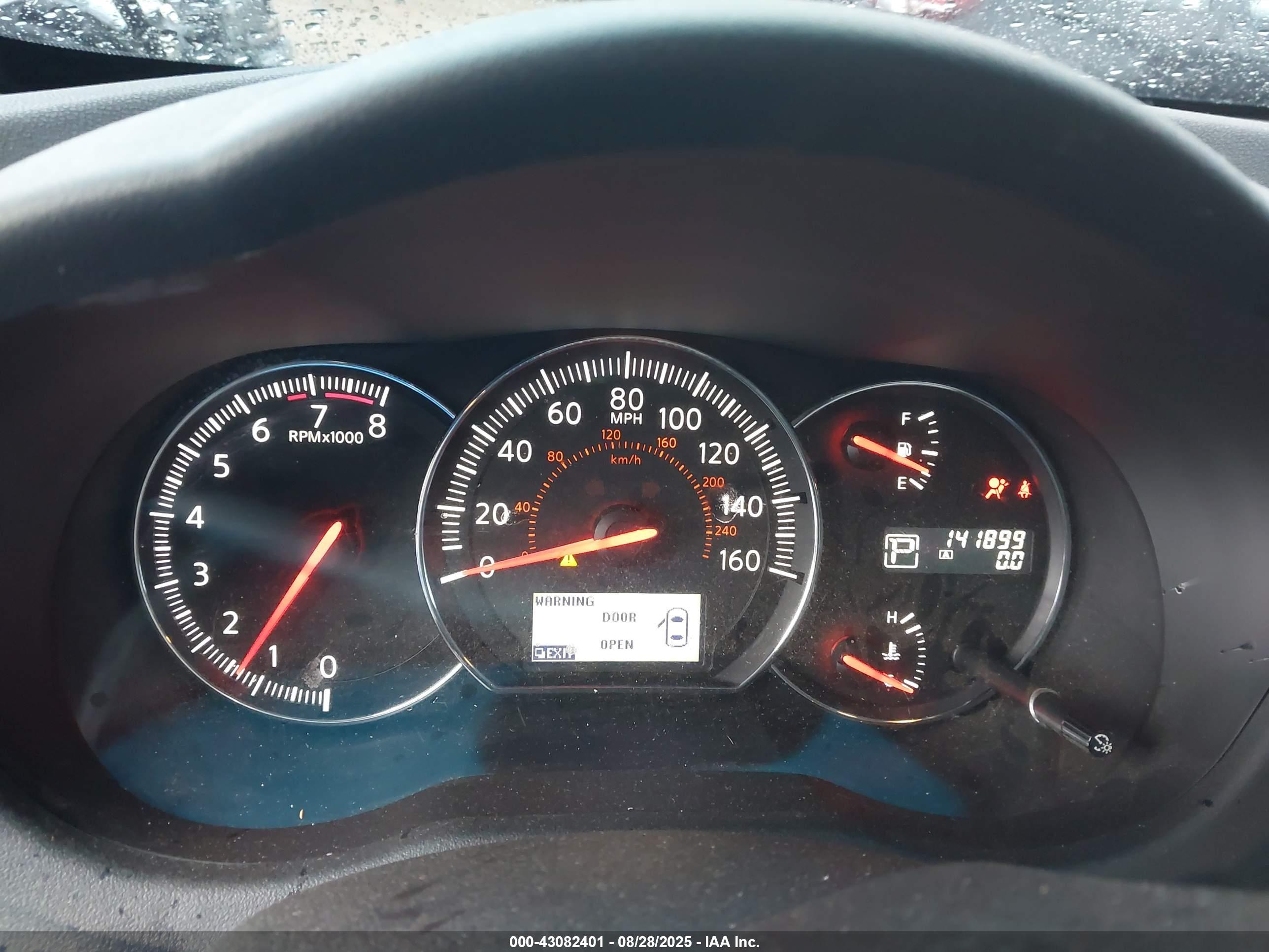 NISSAN MAXIMA image 7