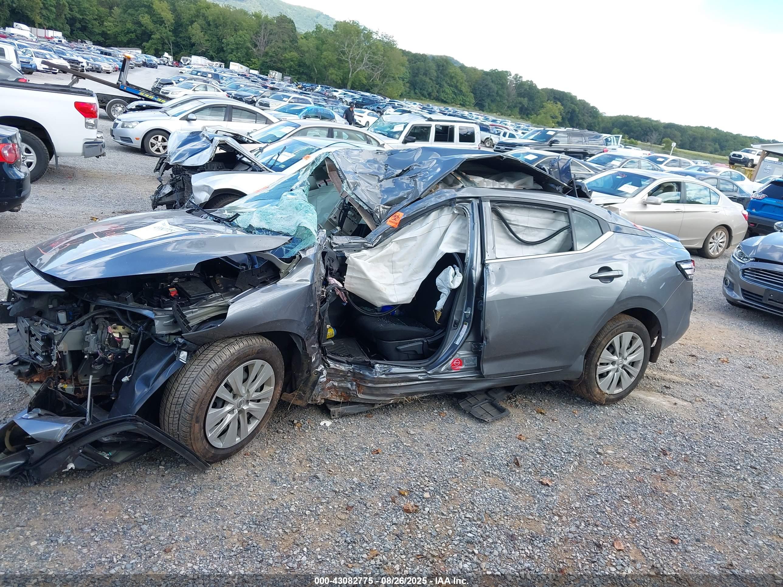 NISSAN SENTRA image 6