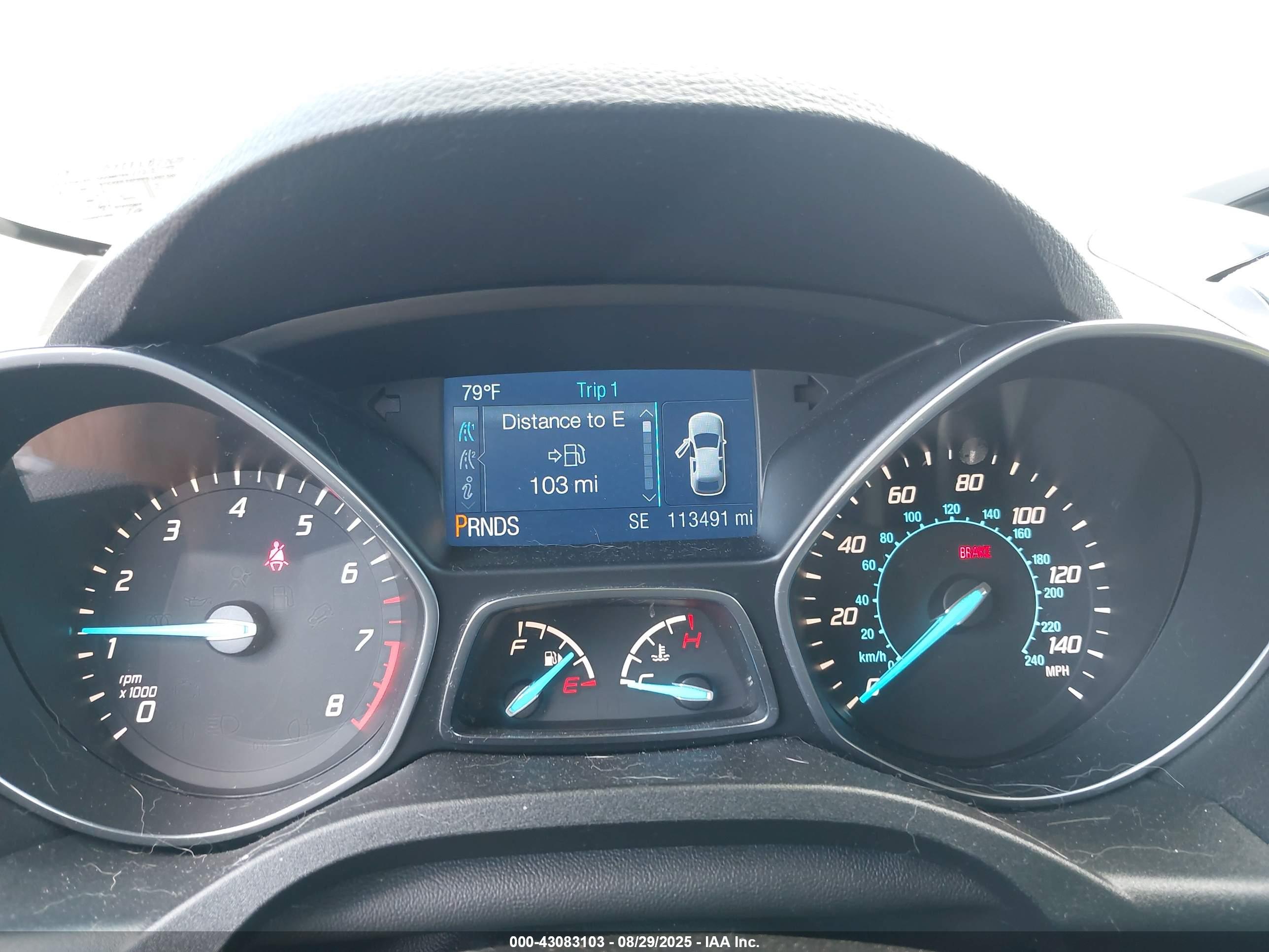 FORD ESCAPE image 7