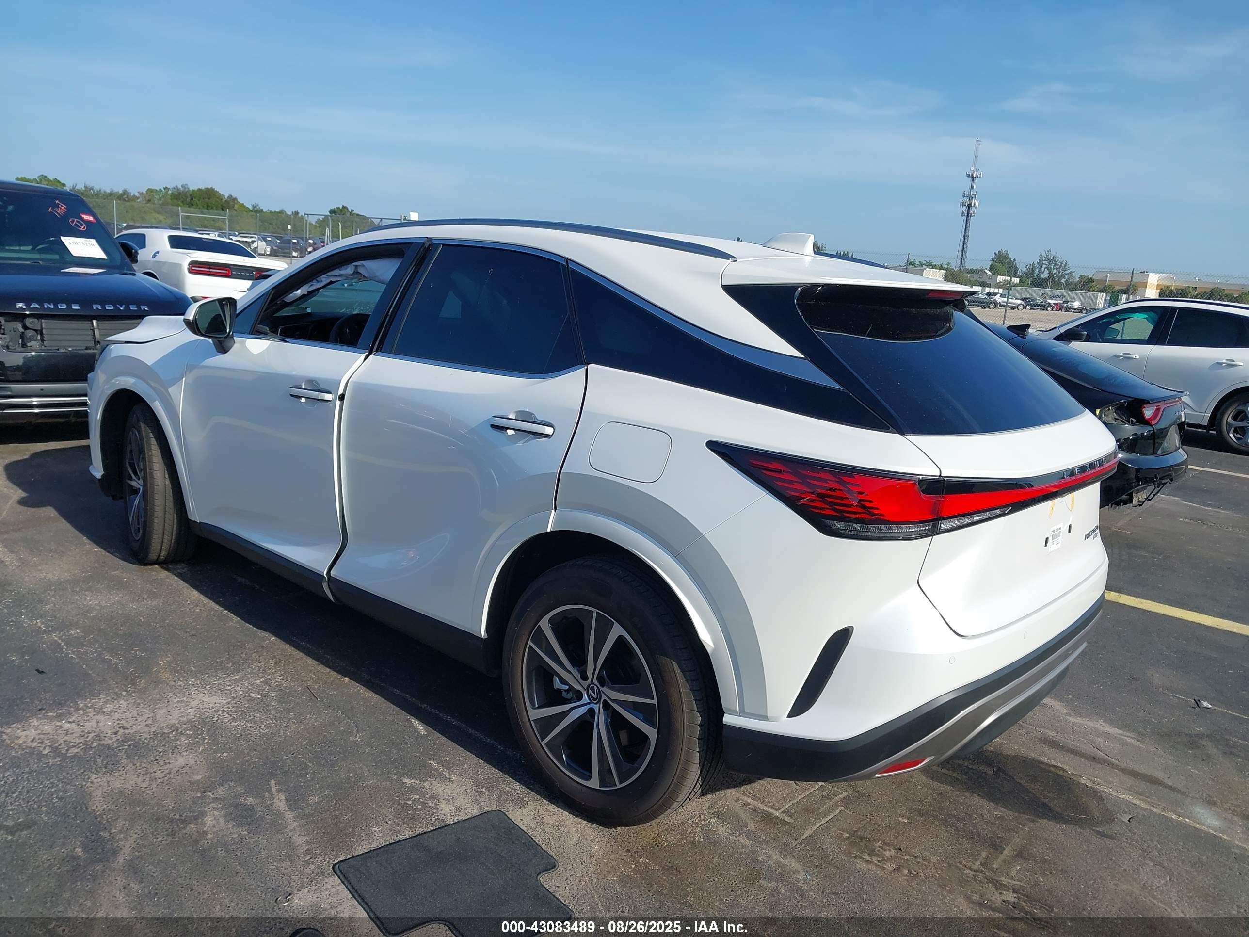 LEXUS RX image 3